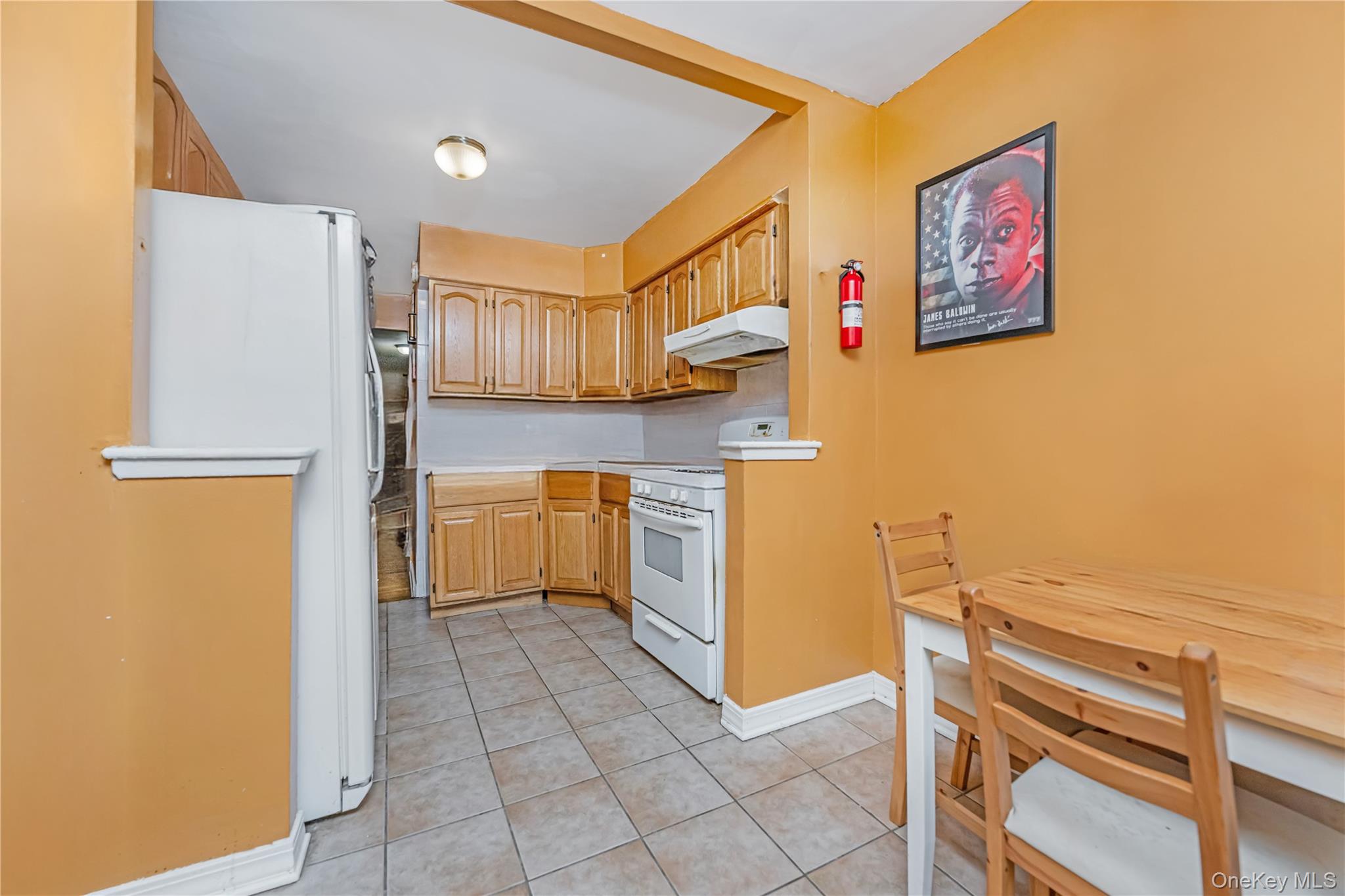 1331 E 86th Street Property Photo 3