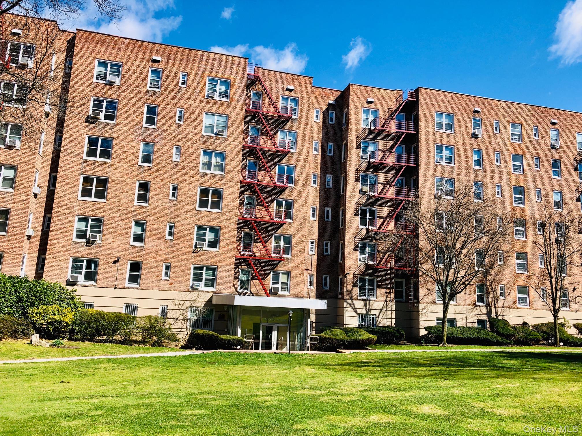 1300 Midland Avenue A-36 Property Photo 1