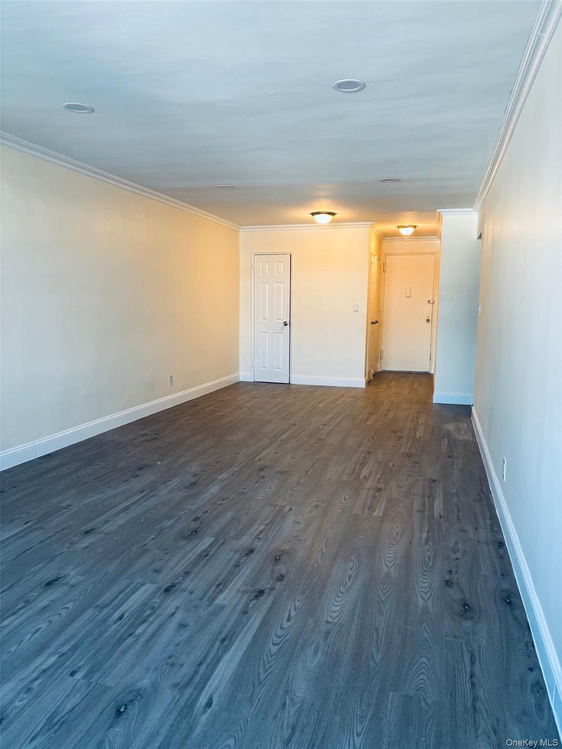 1300 Midland Avenue A-36 Property Photo 4