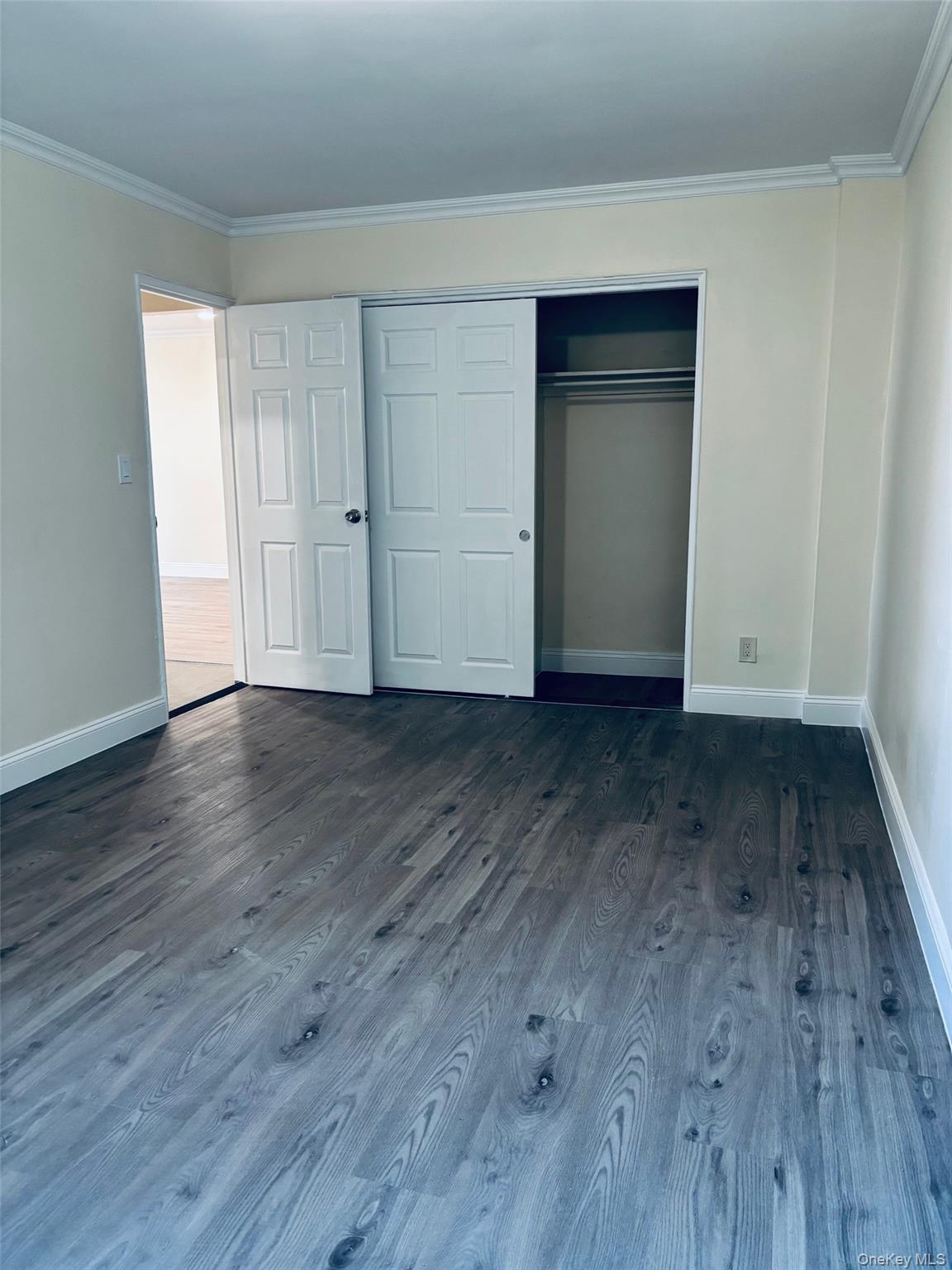 1300 Midland Avenue A-36 Property Photo 6