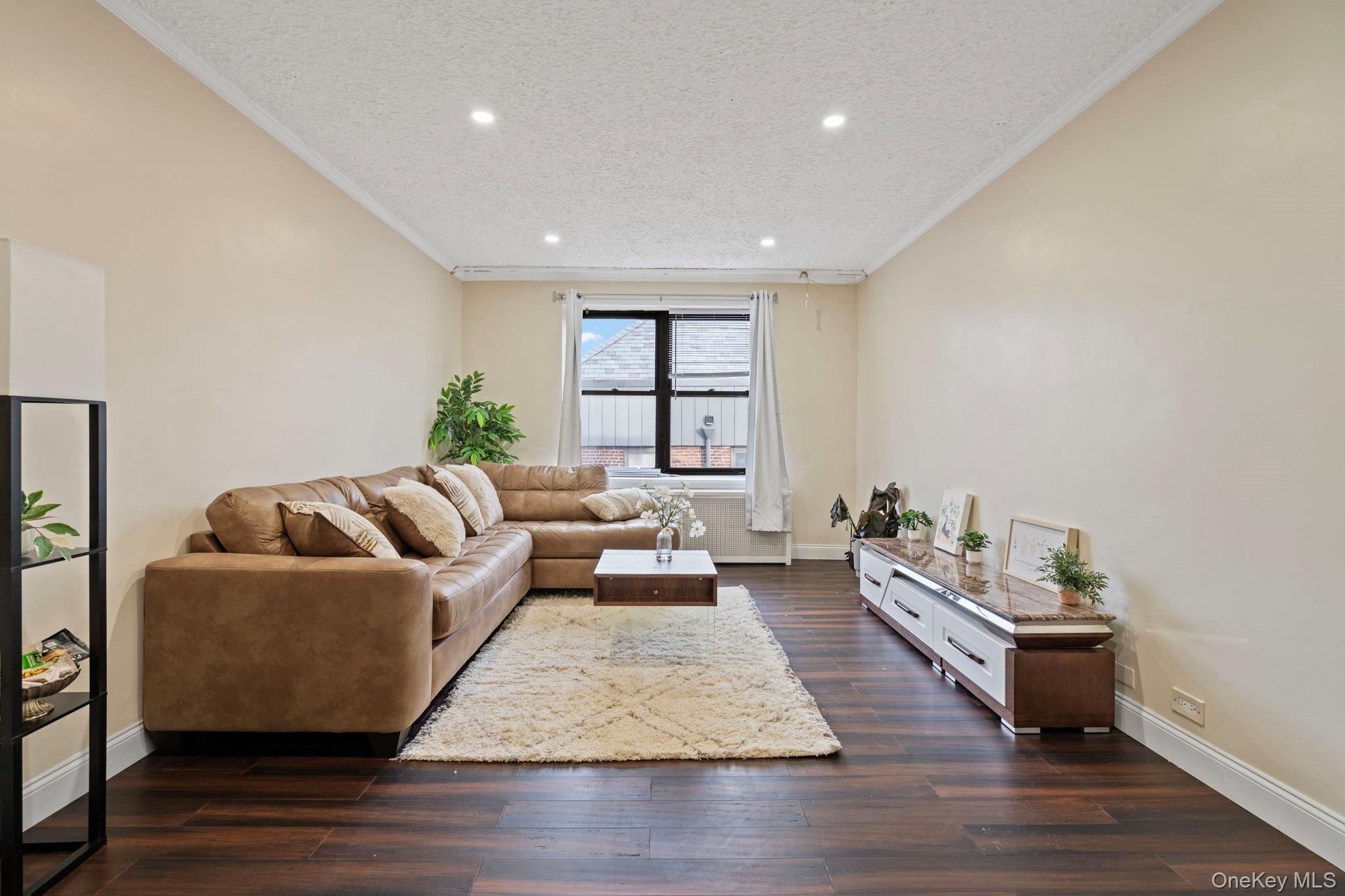 77-15 Ditmars Boulevard B2 Property Photo 2