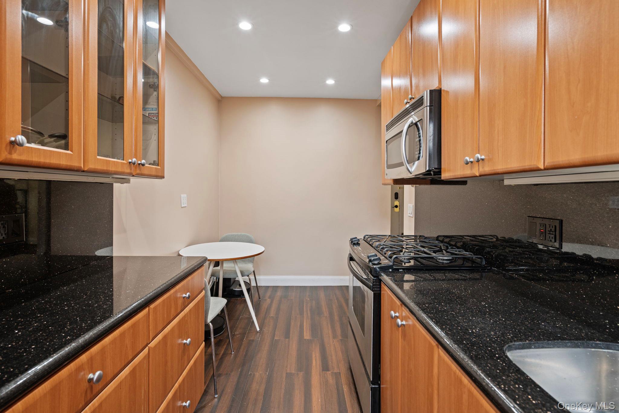 77-15 Ditmars Boulevard B2 Property Photo 15