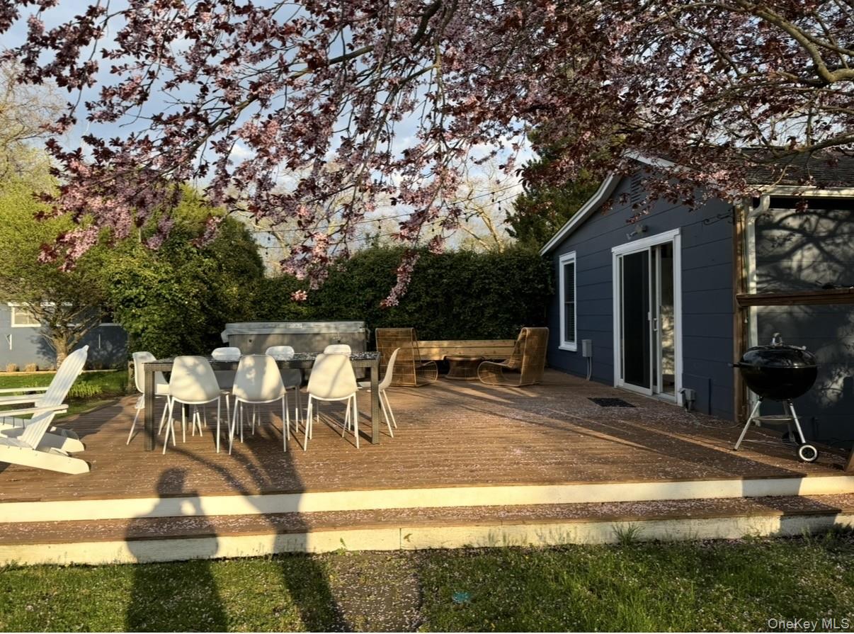 15 Walnut Avenue Property Photo 34