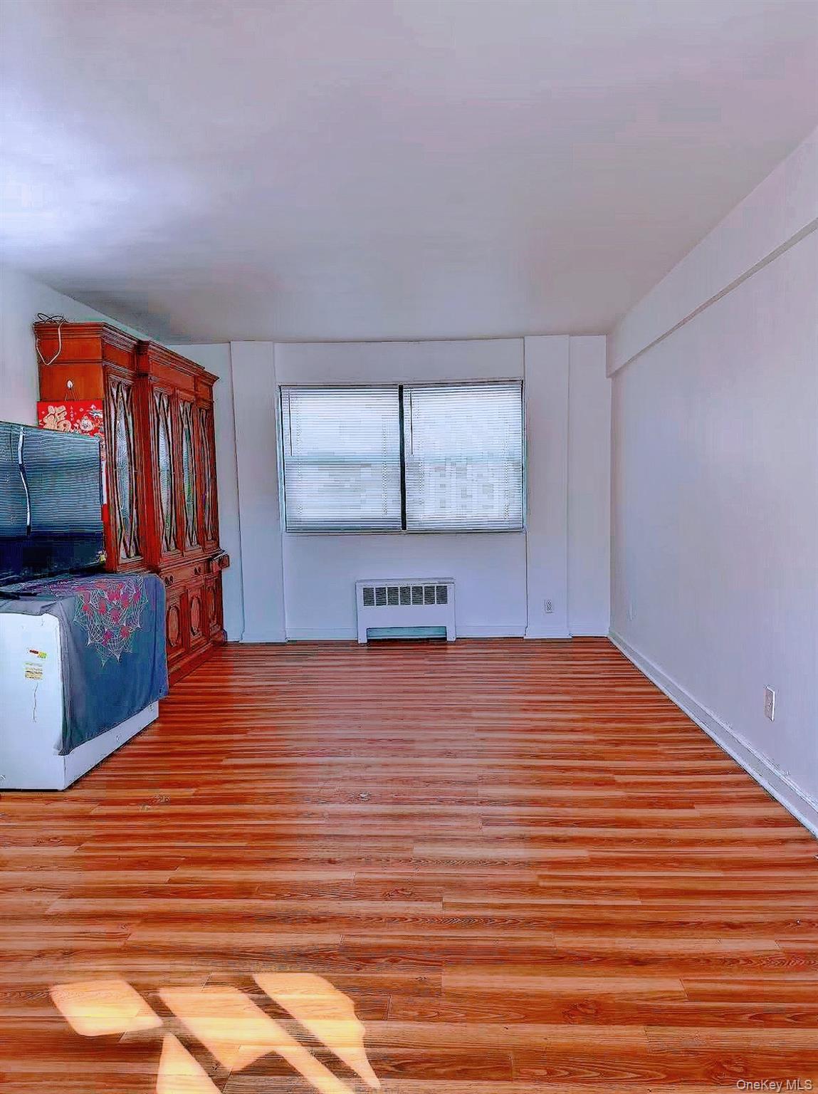 81-06 155 Avenue 2 Property Photo 7
