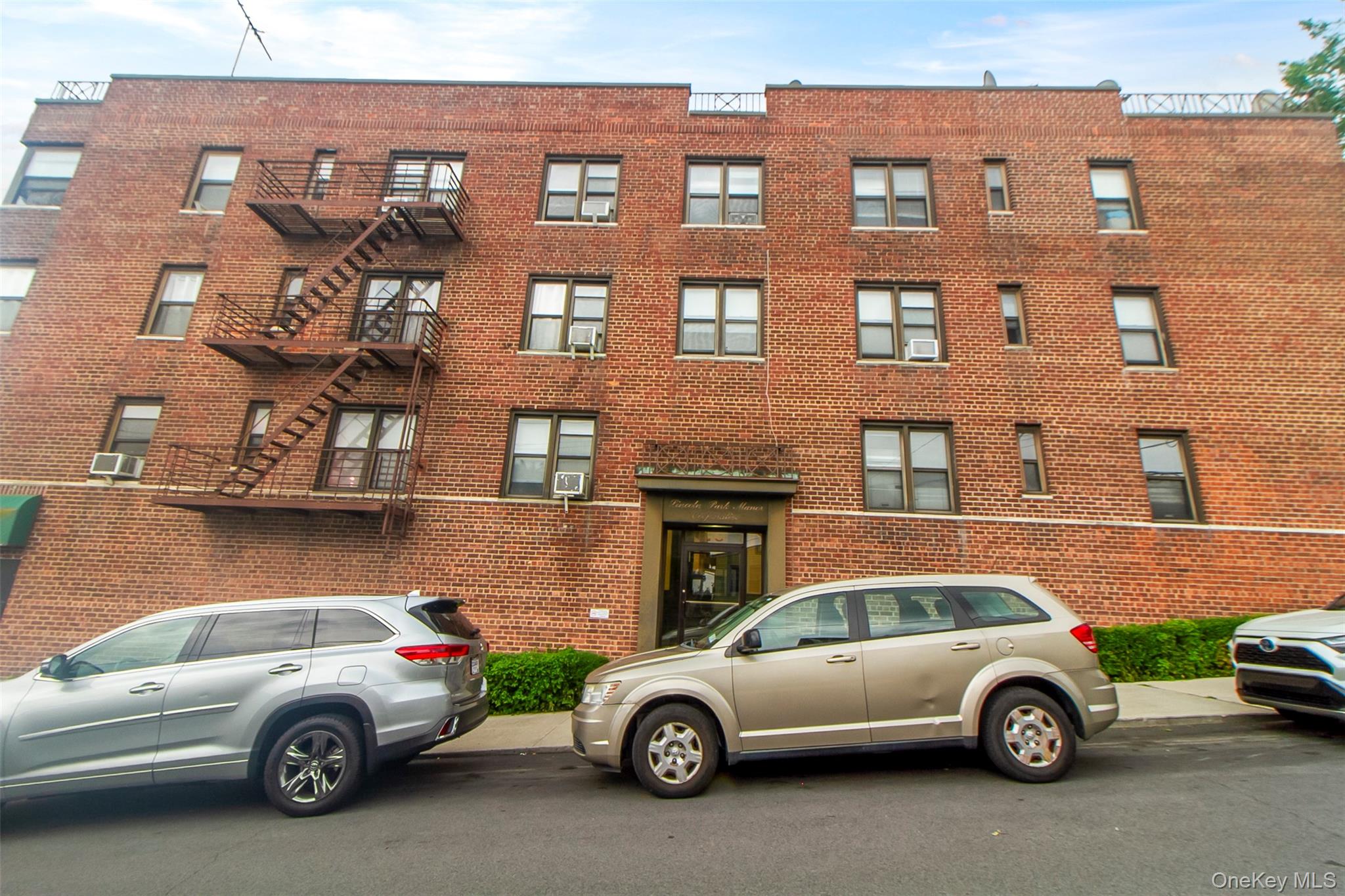 70 Sherman Avenue 2K Property Photo 1
