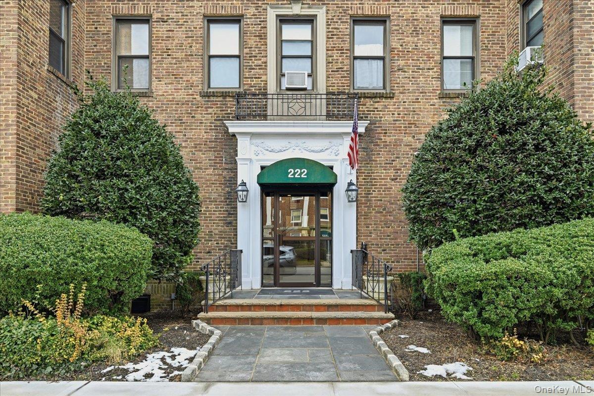222 7th Street 1k Property Photo 1
