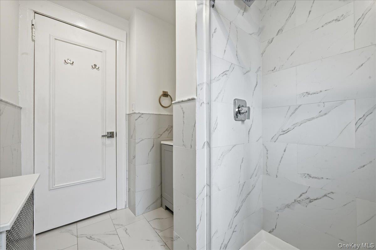 222 7th Street 1k Property Photo 19