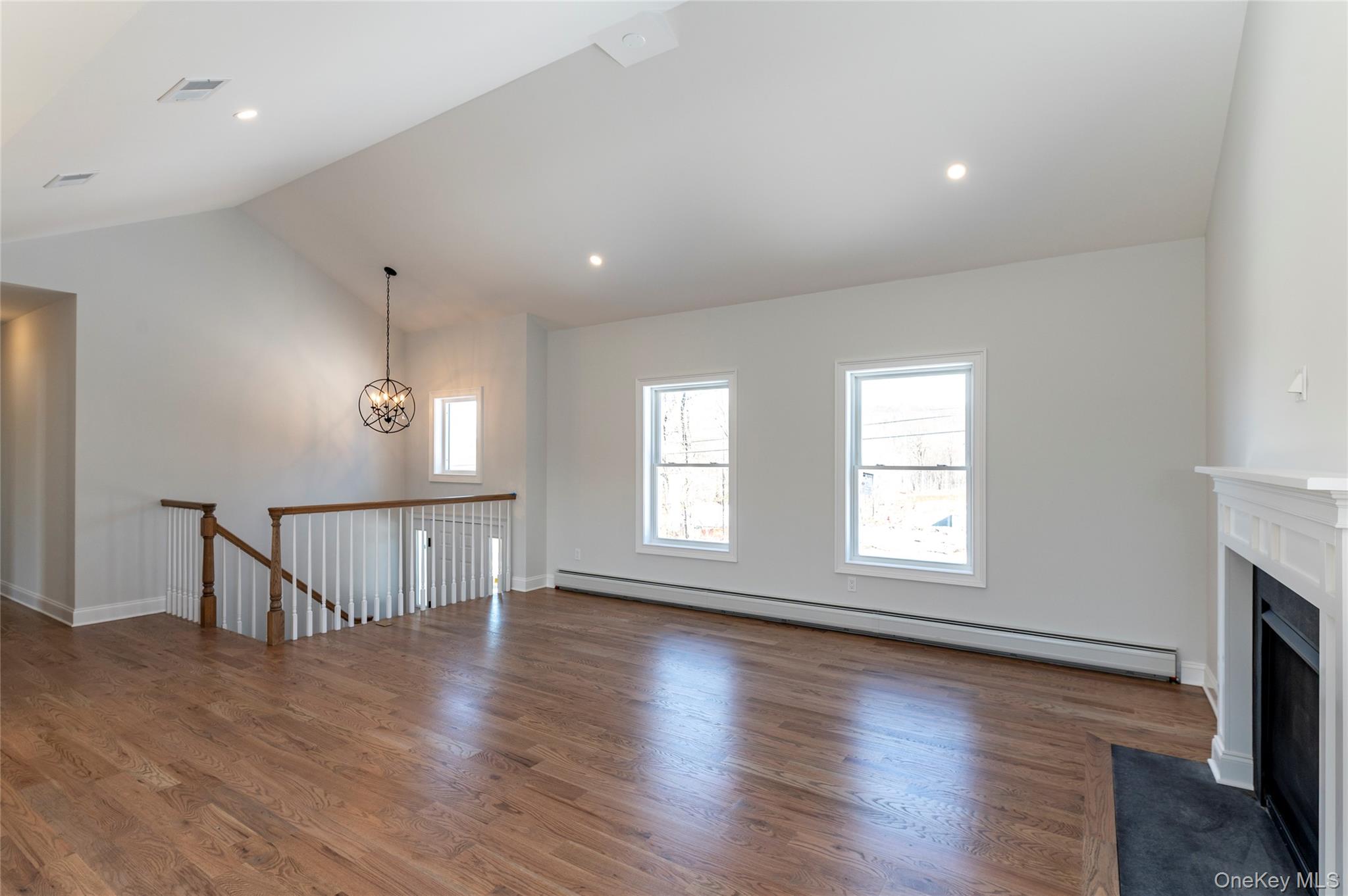 748 9w Route Property Photo 10