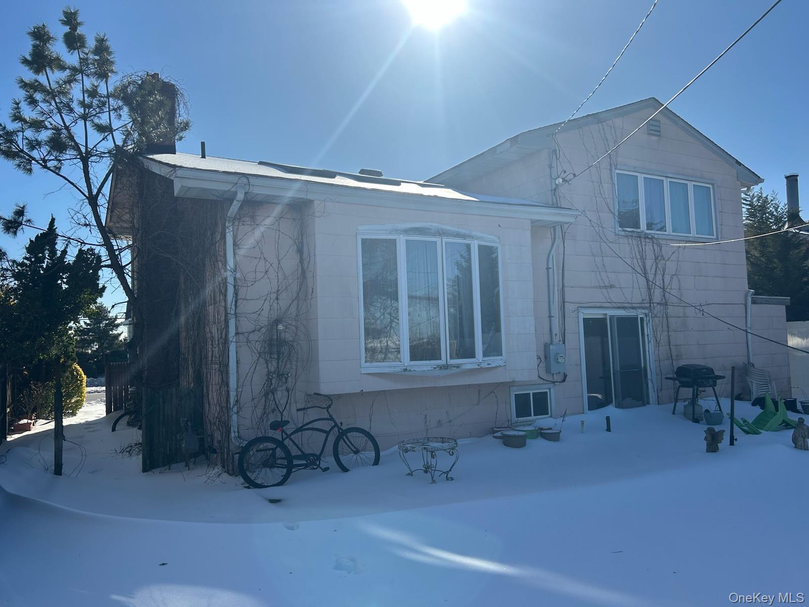 345 Lido Boulevard Property Photo 1