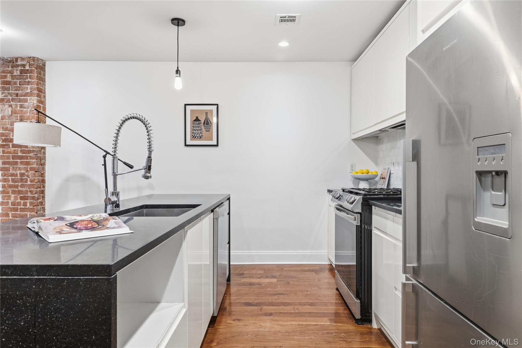 5 W 120th Street 1 Property Photo 4
