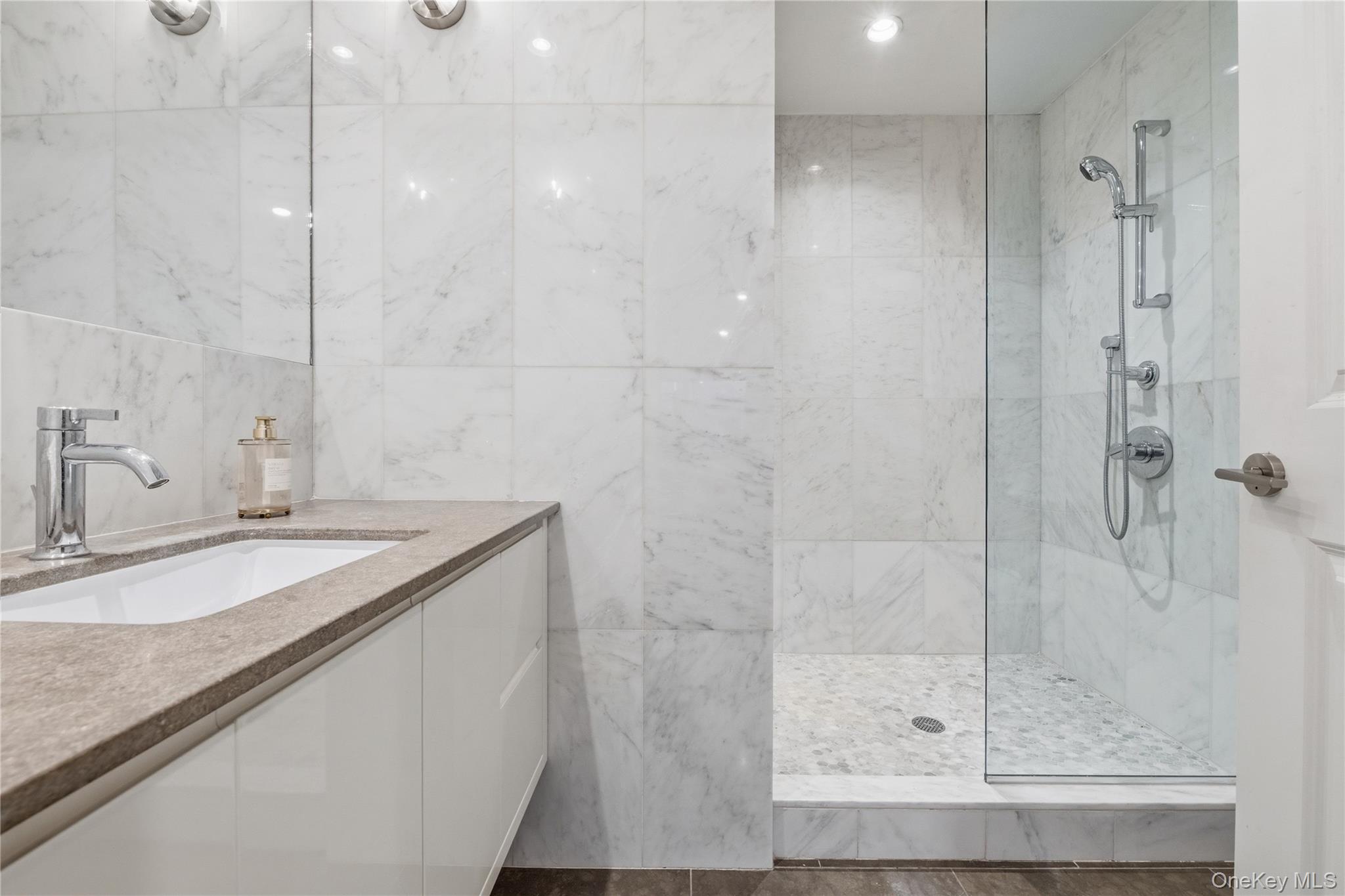5 W 120th Street 1 Property Photo 8