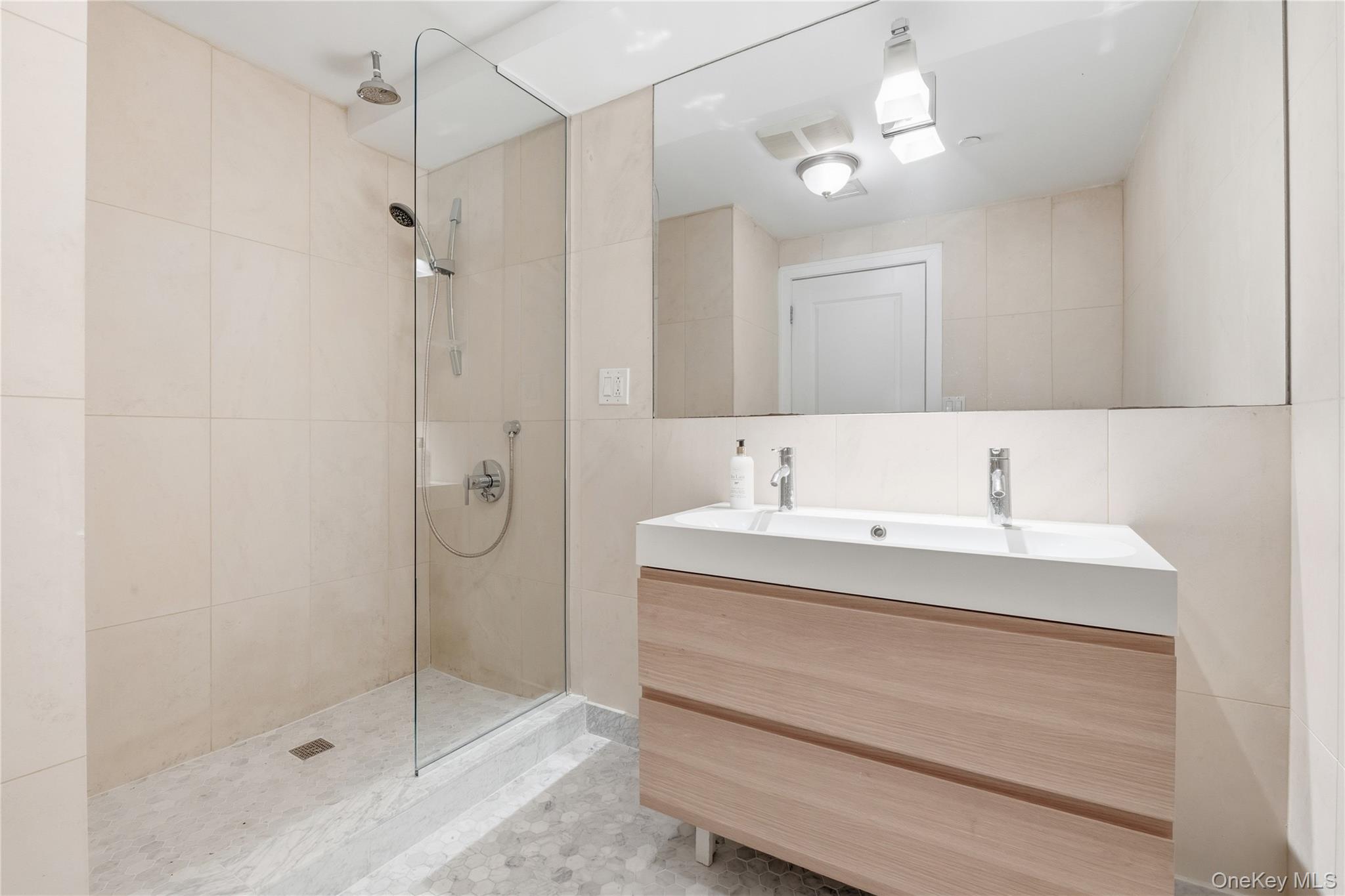 5 W 120th Street 1 Property Photo 14
