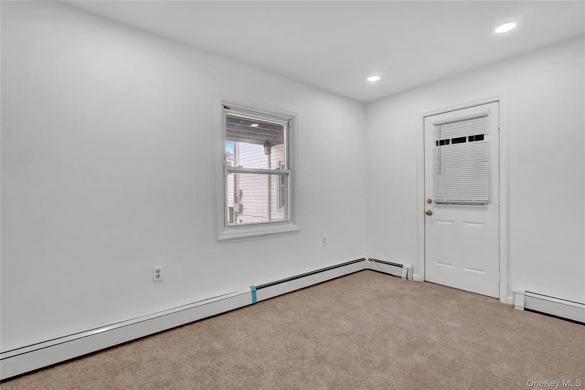 31 Bluespruce Road Property Photo 6
