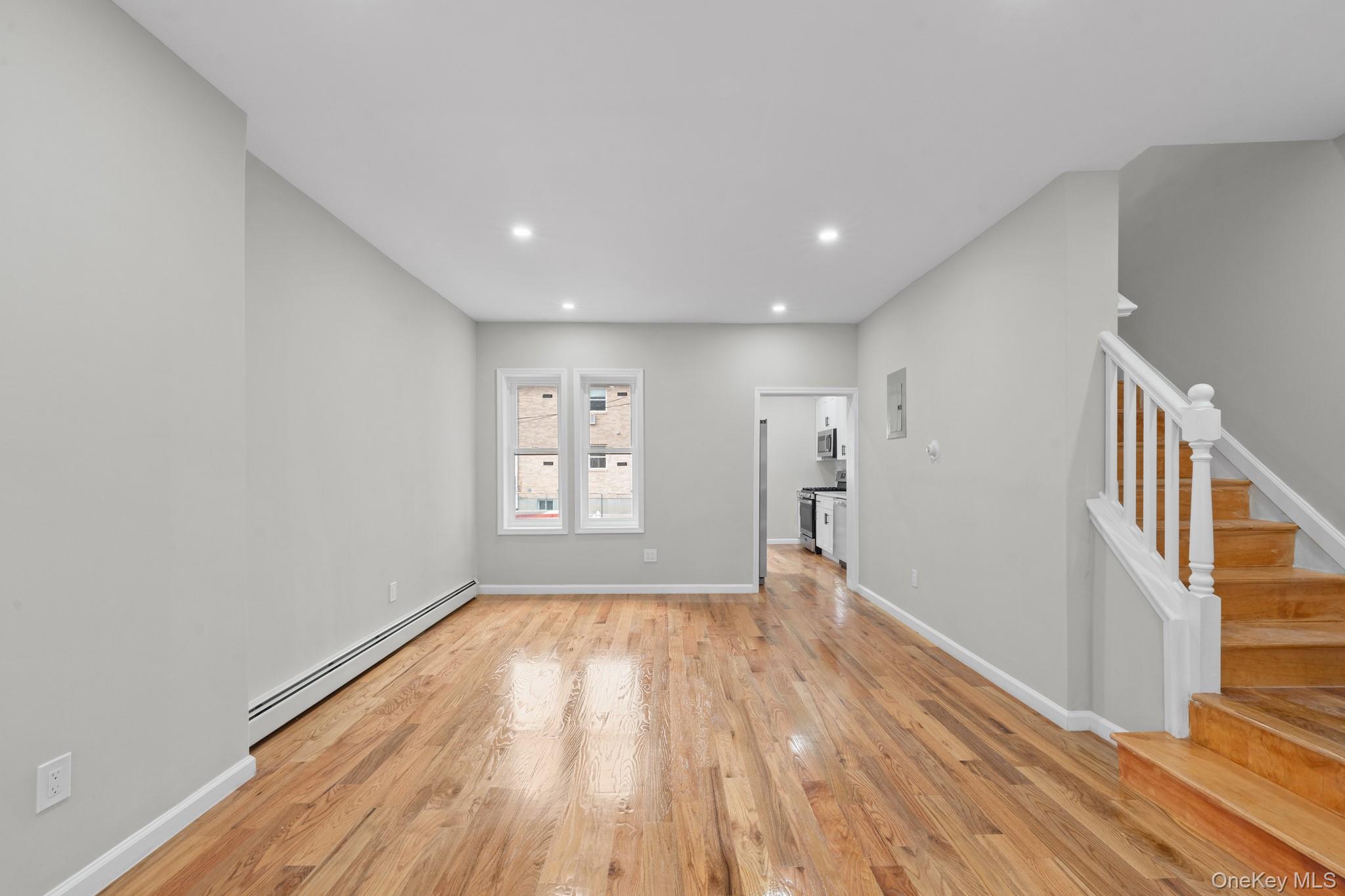 12805 116th Avenue Property Photo 6