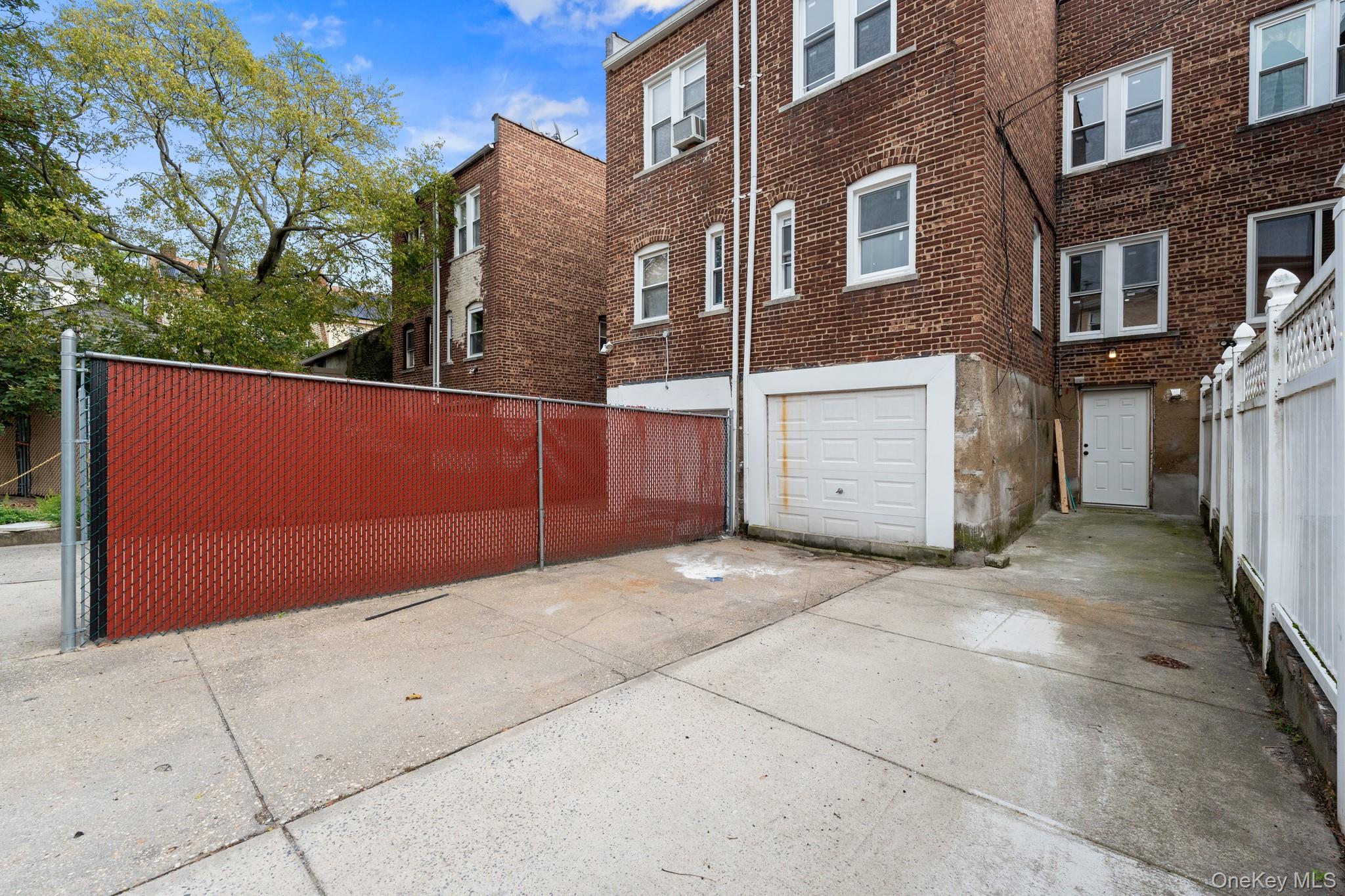 12805 116th Avenue Property Photo 19