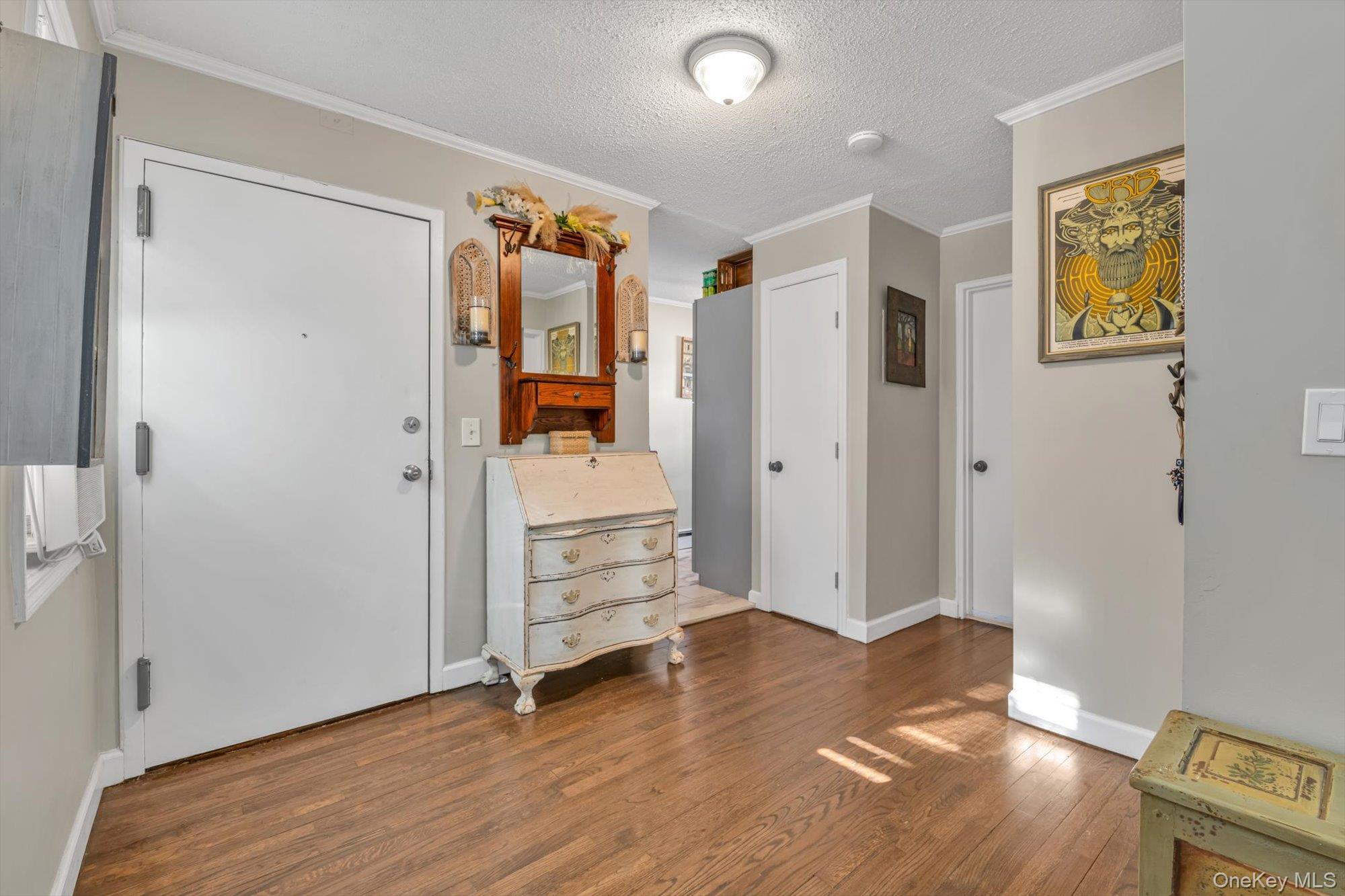 65 W Broadway 6a Property Photo 2