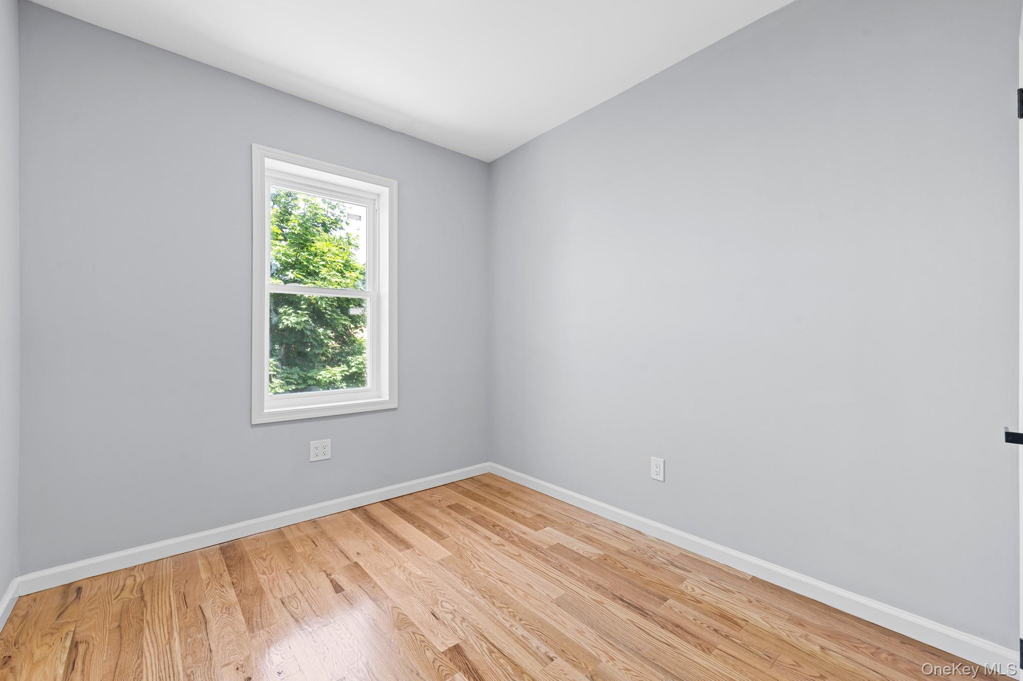 21739 114th Road Property Photo 8