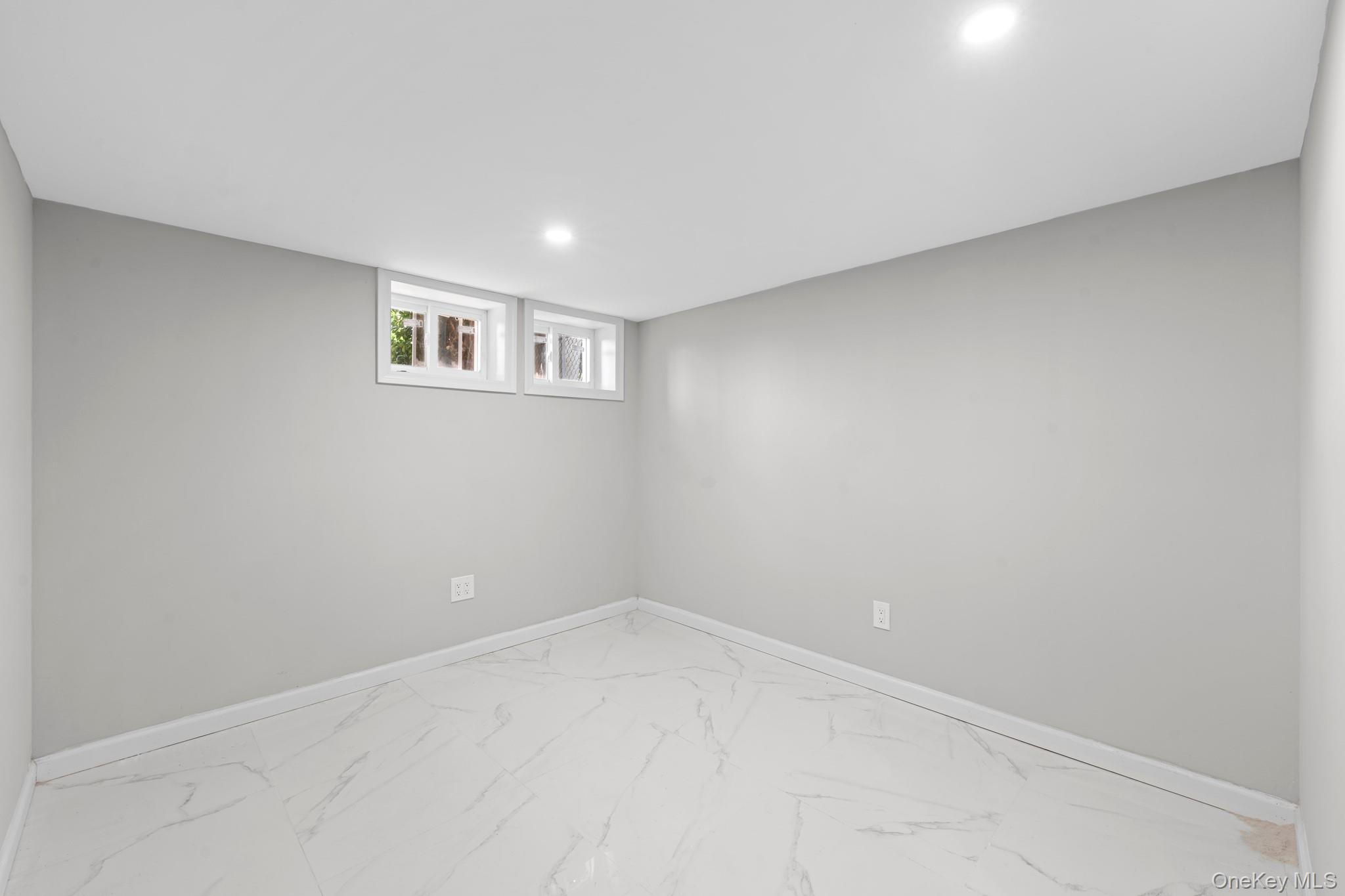 21739 114th Road Property Photo 11