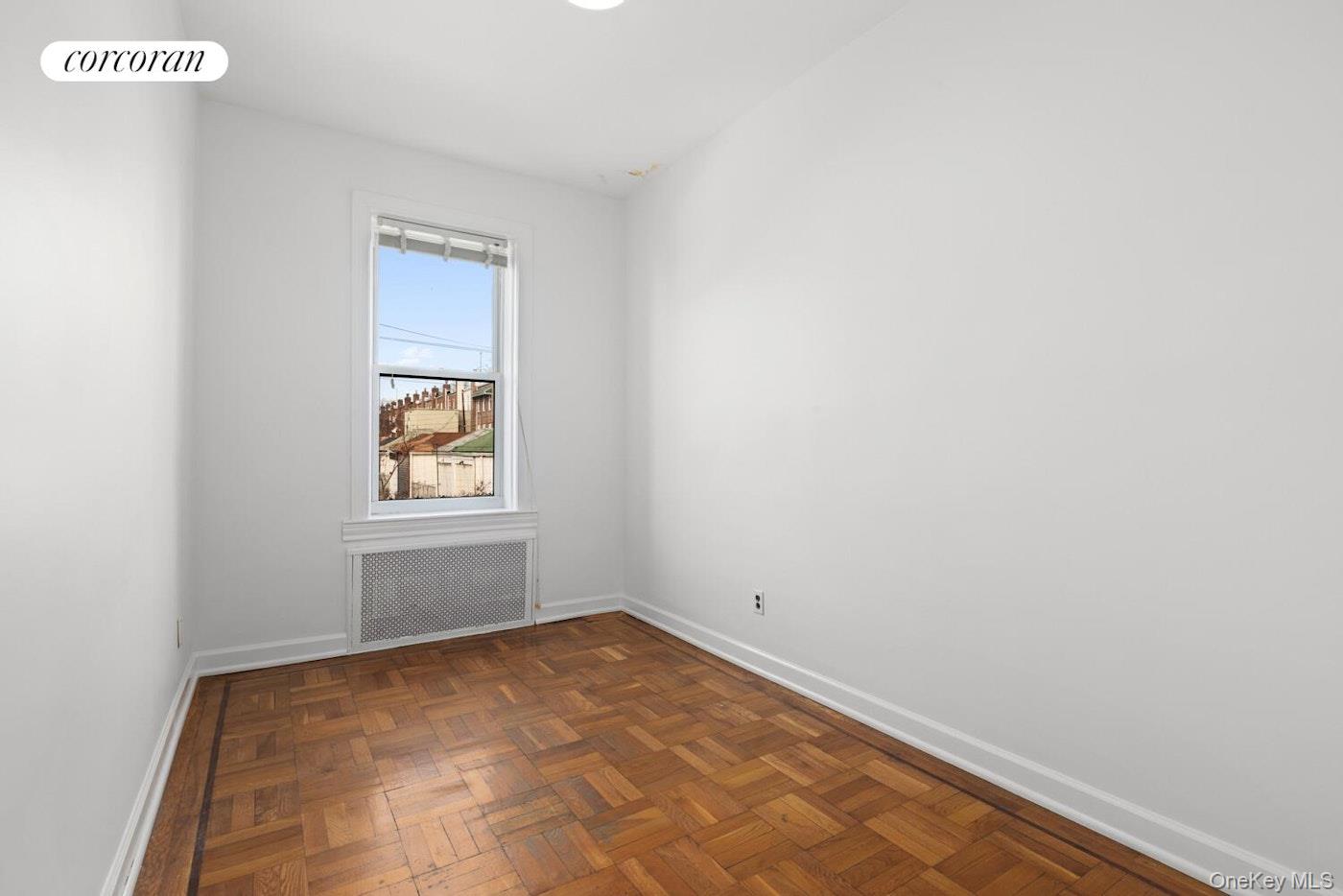 956577 Property Photo 5