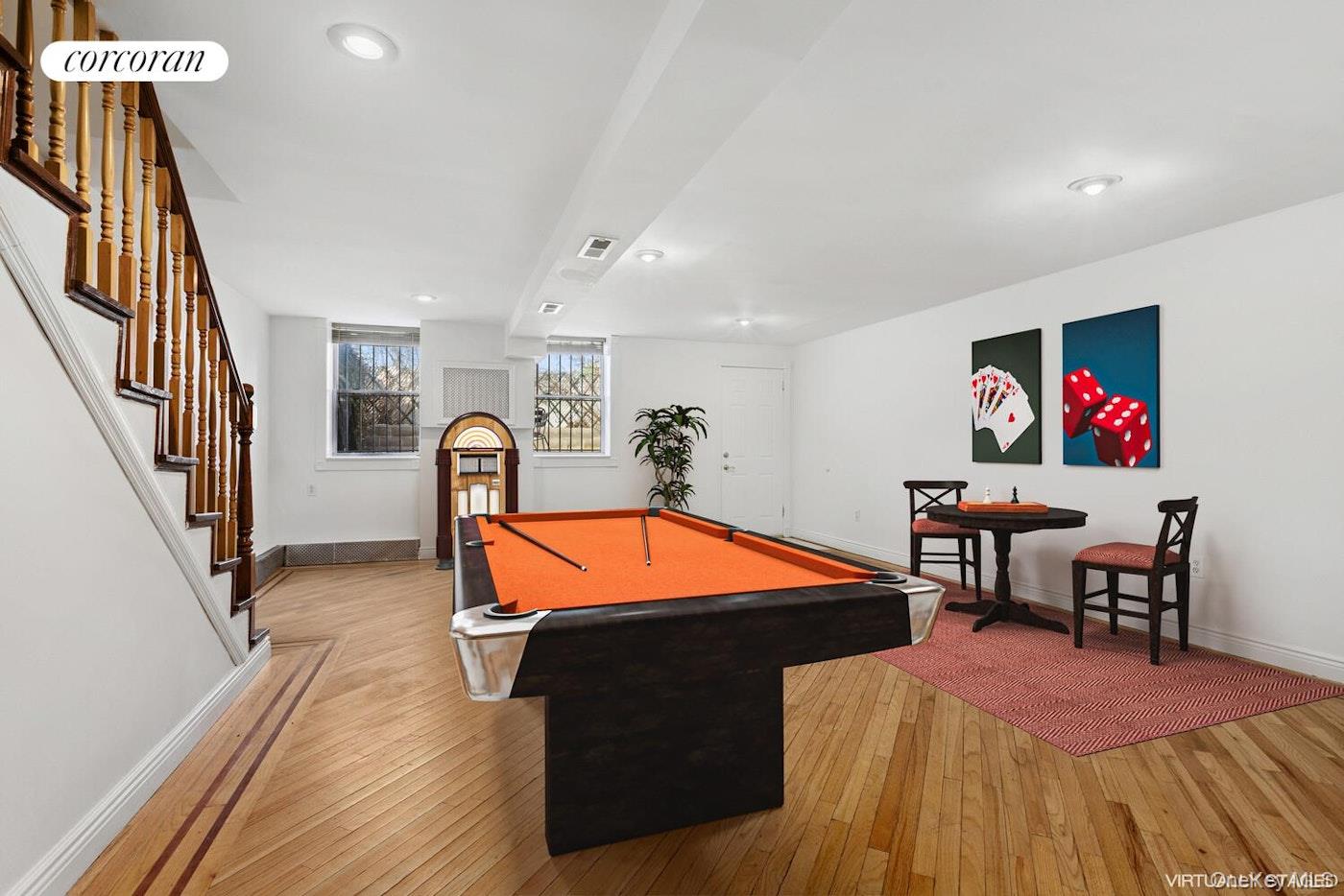 956577 Property Photo 9