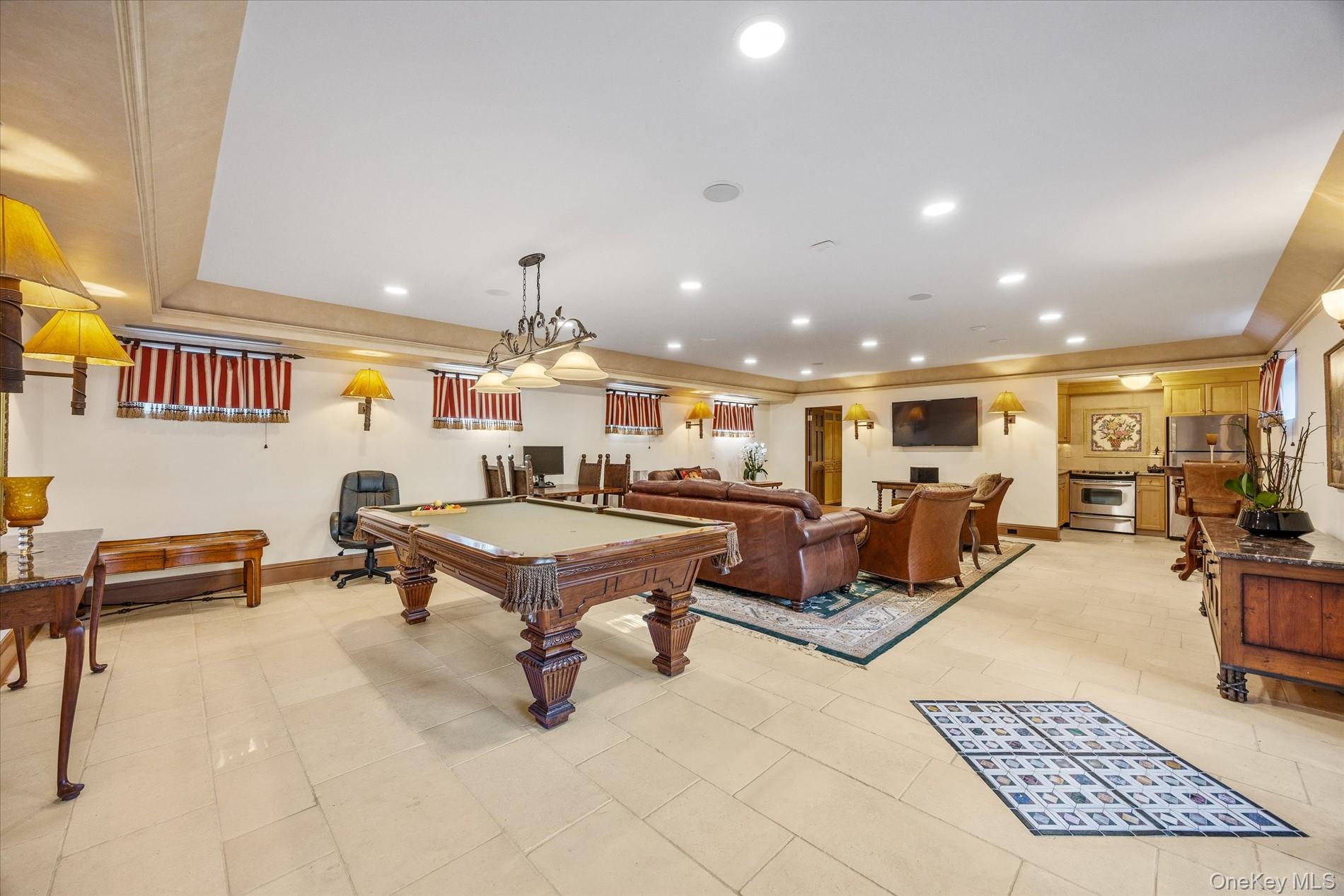 10 Hemlock Drive Property Photo 31