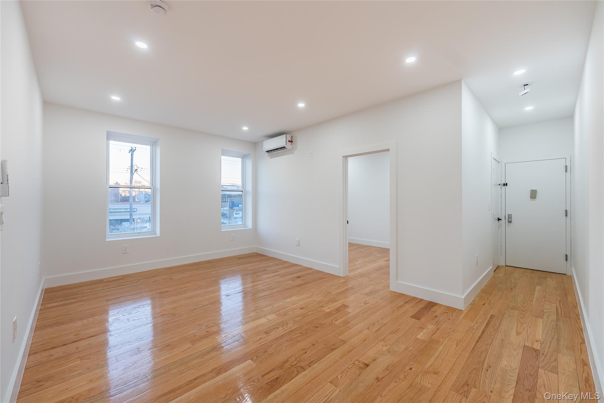 5001 Avenue M Property Photo 10