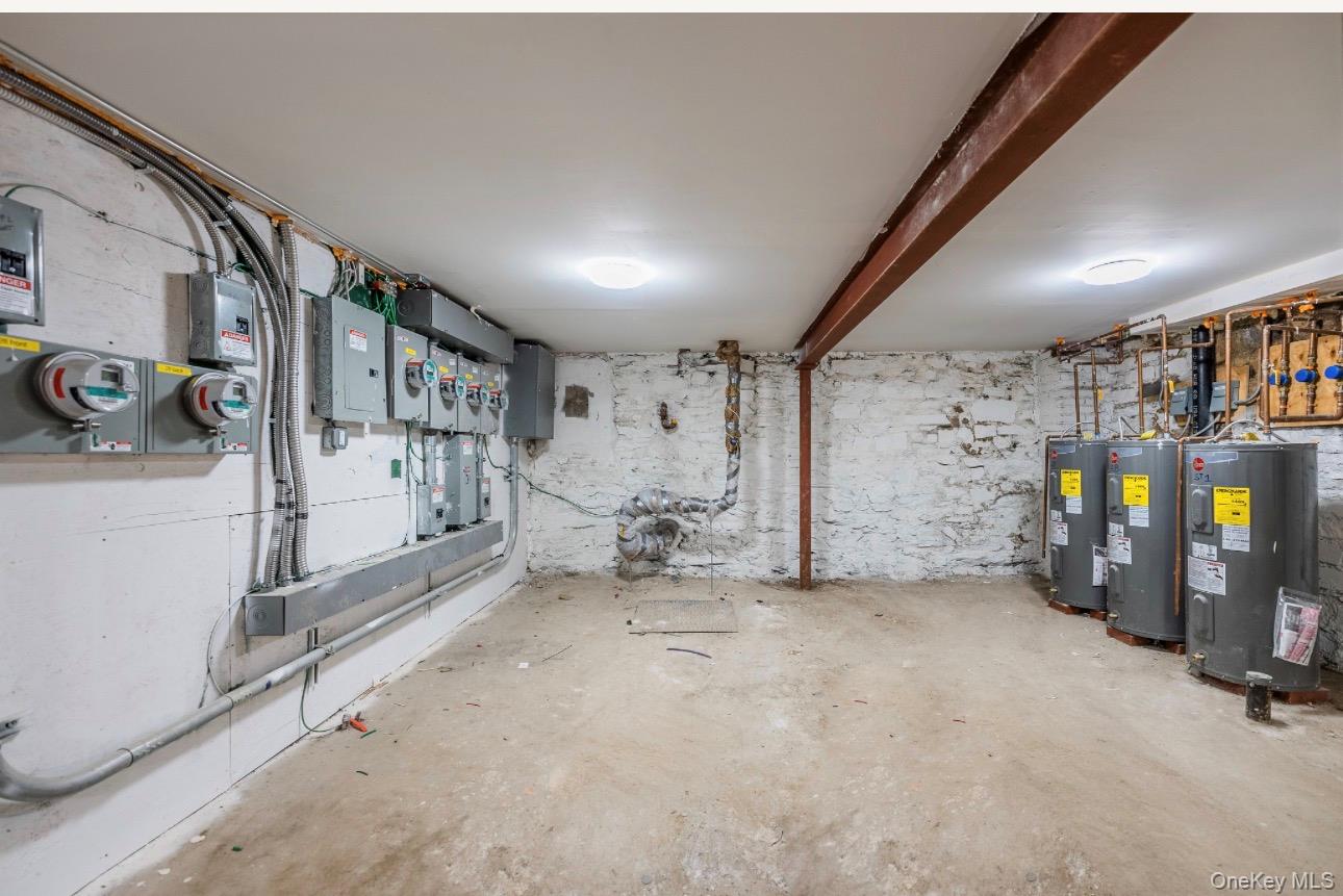 5001 Avenue M Property Photo 20