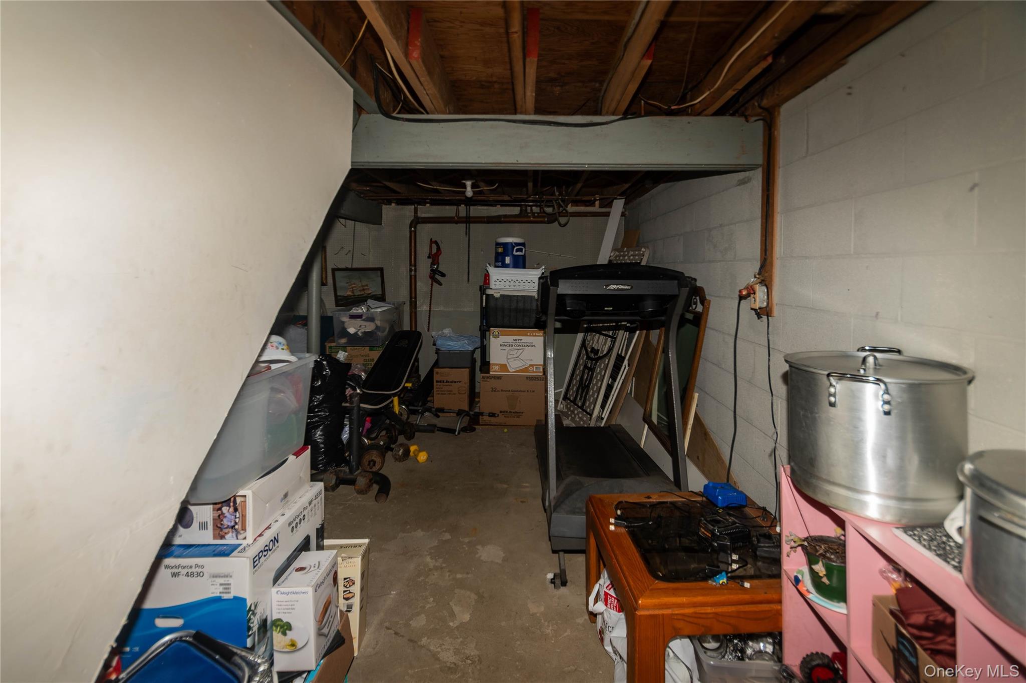 14 Alden Road Property Photo 31