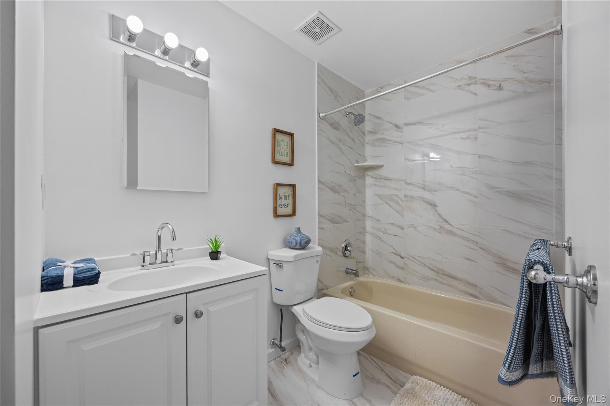 169 Surf Drive 109 Property Photo 13