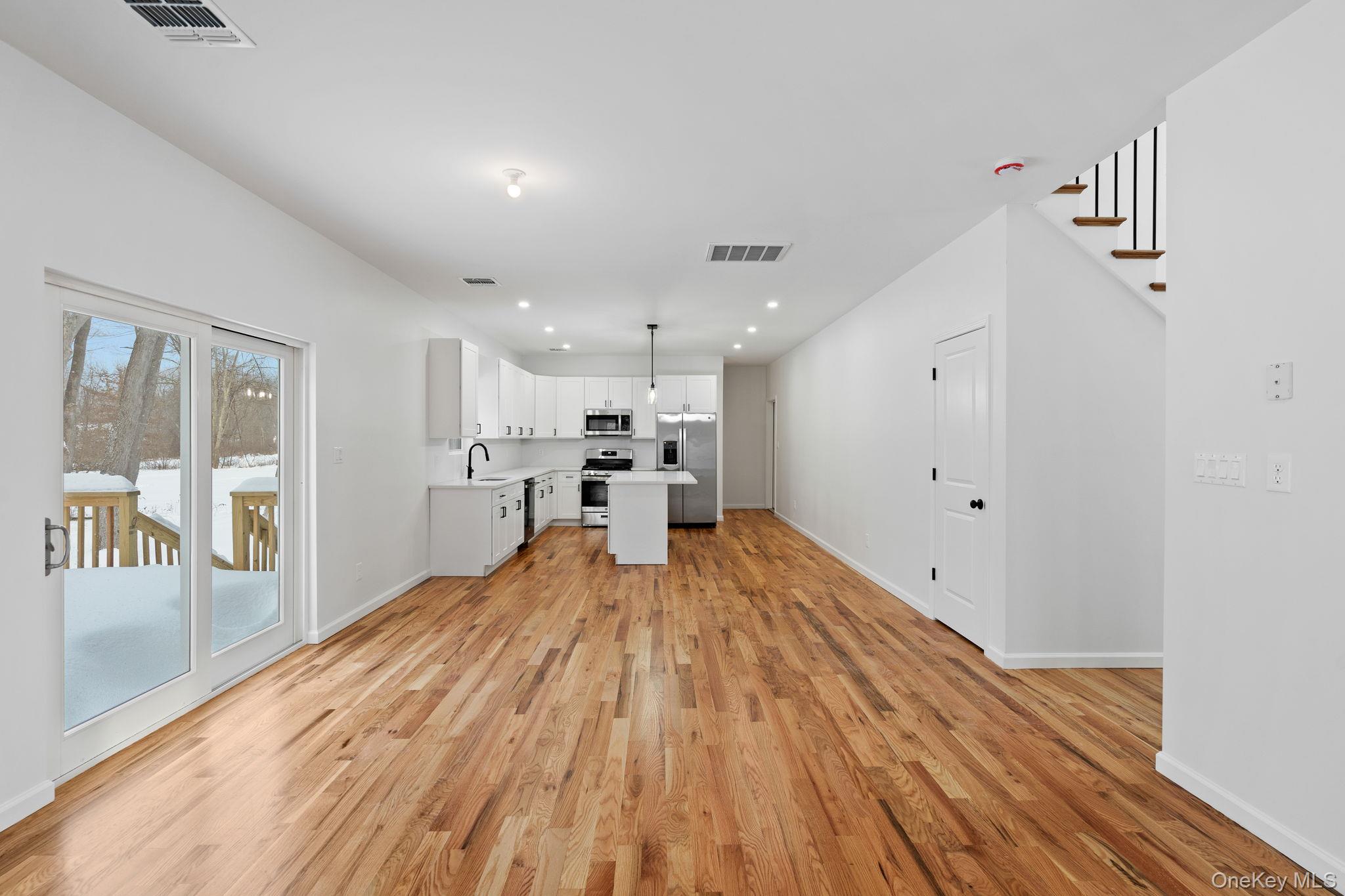 28 Northern Avenue Property Photo 6