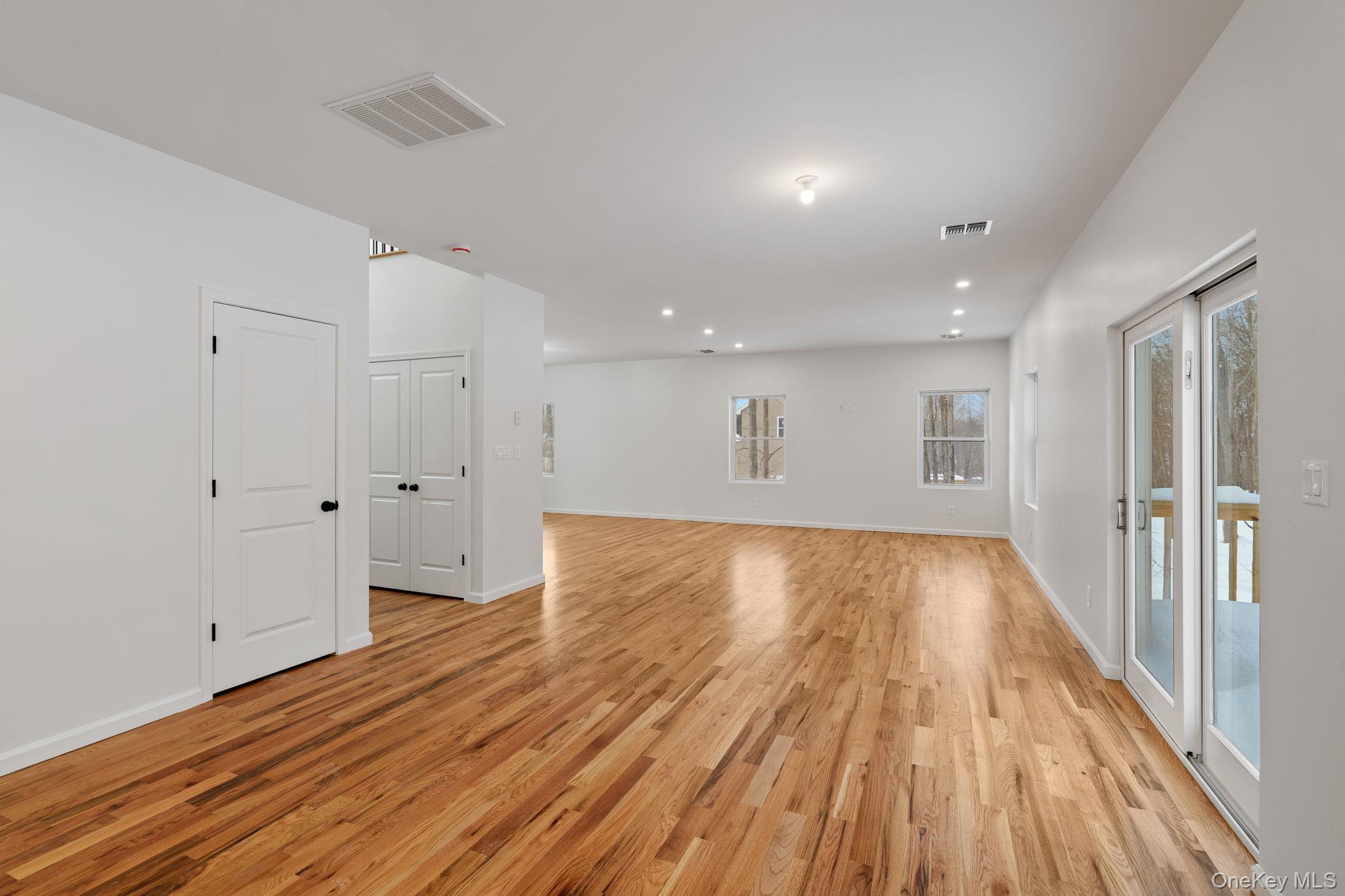 28 Northern Avenue Property Photo 9