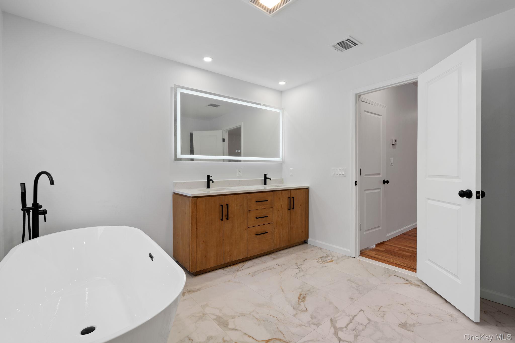 28 Northern Avenue Property Photo 23