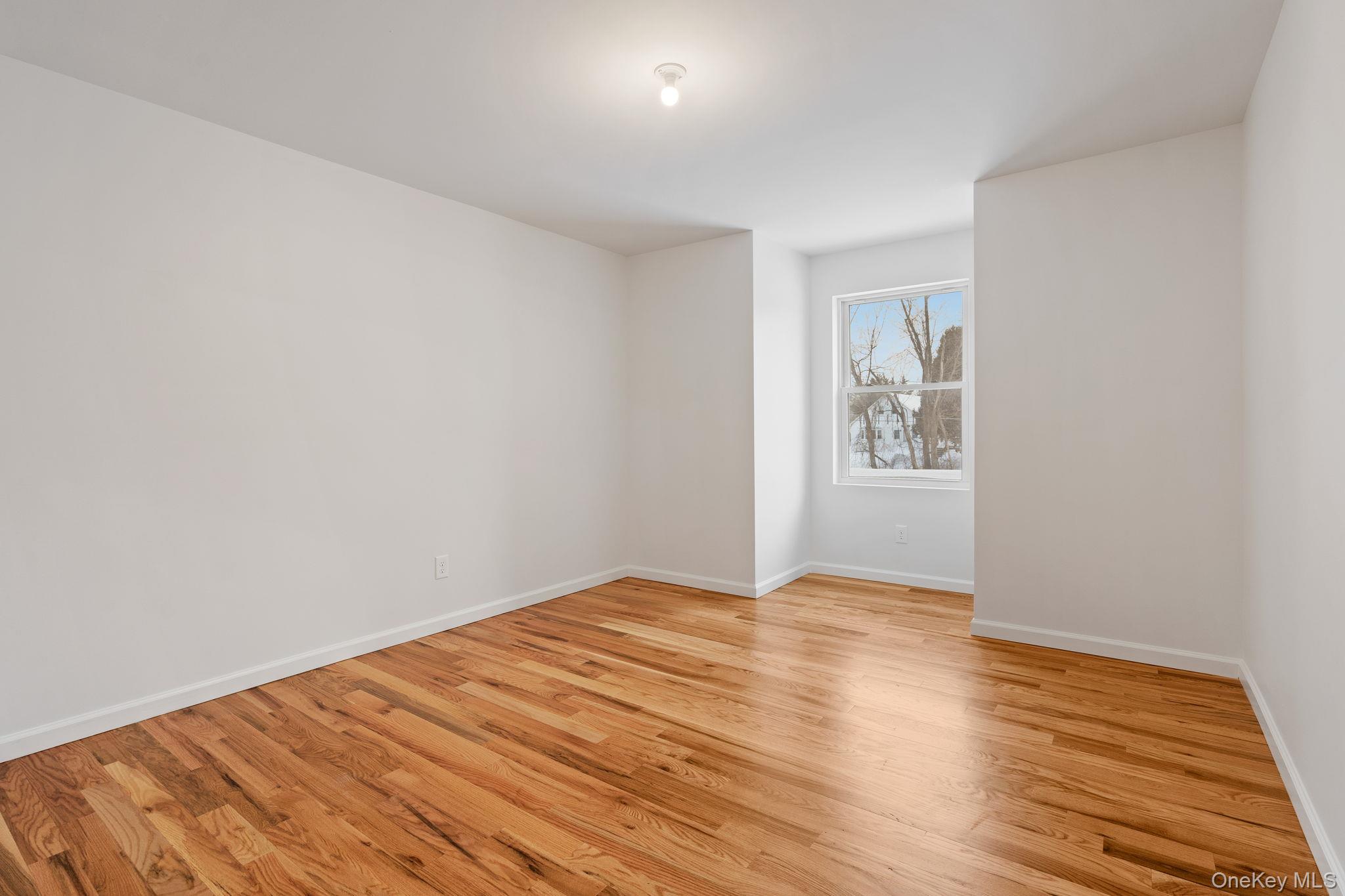 28 Northern Avenue Property Photo 24