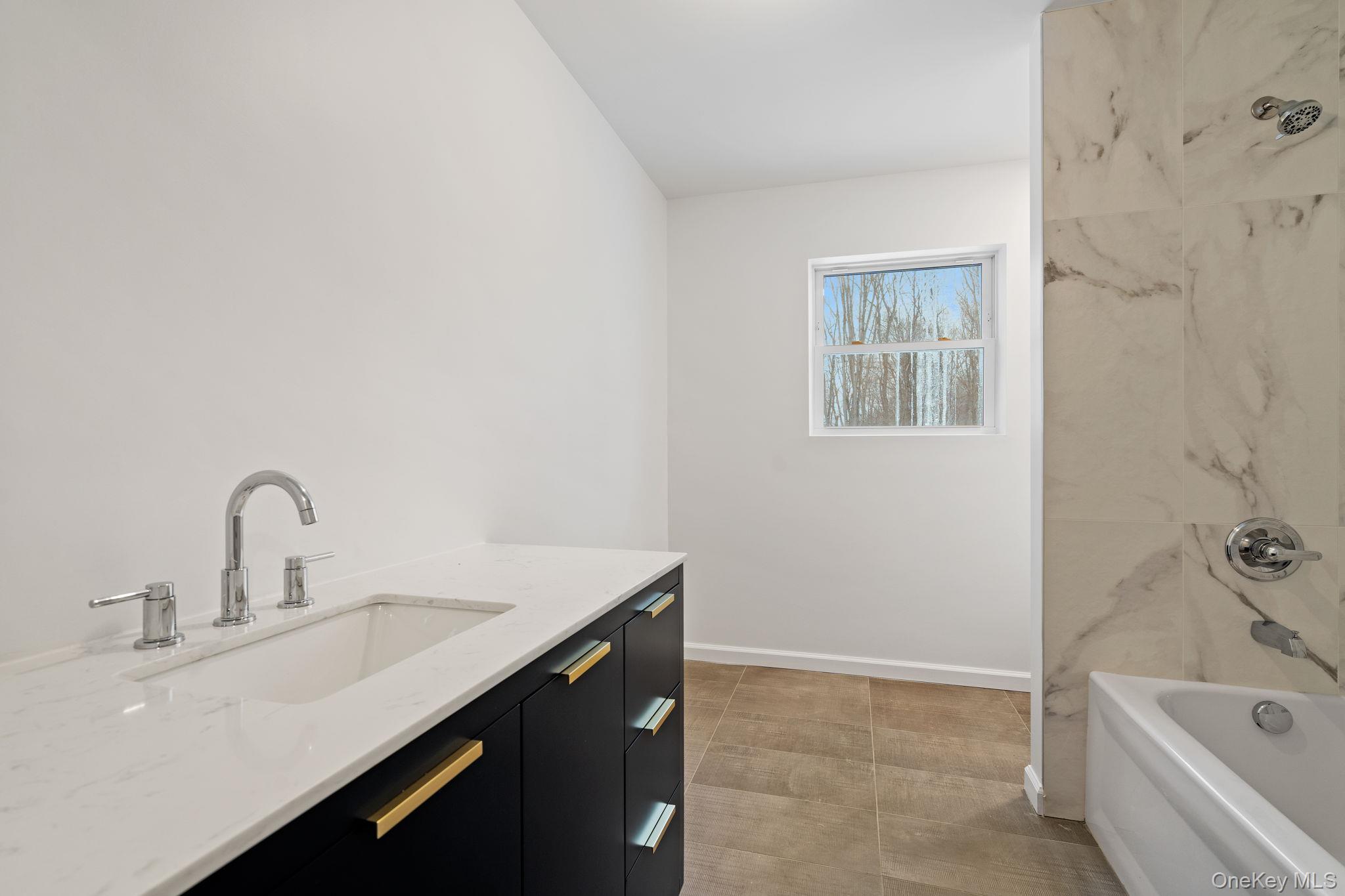 28 Northern Avenue Property Photo 32