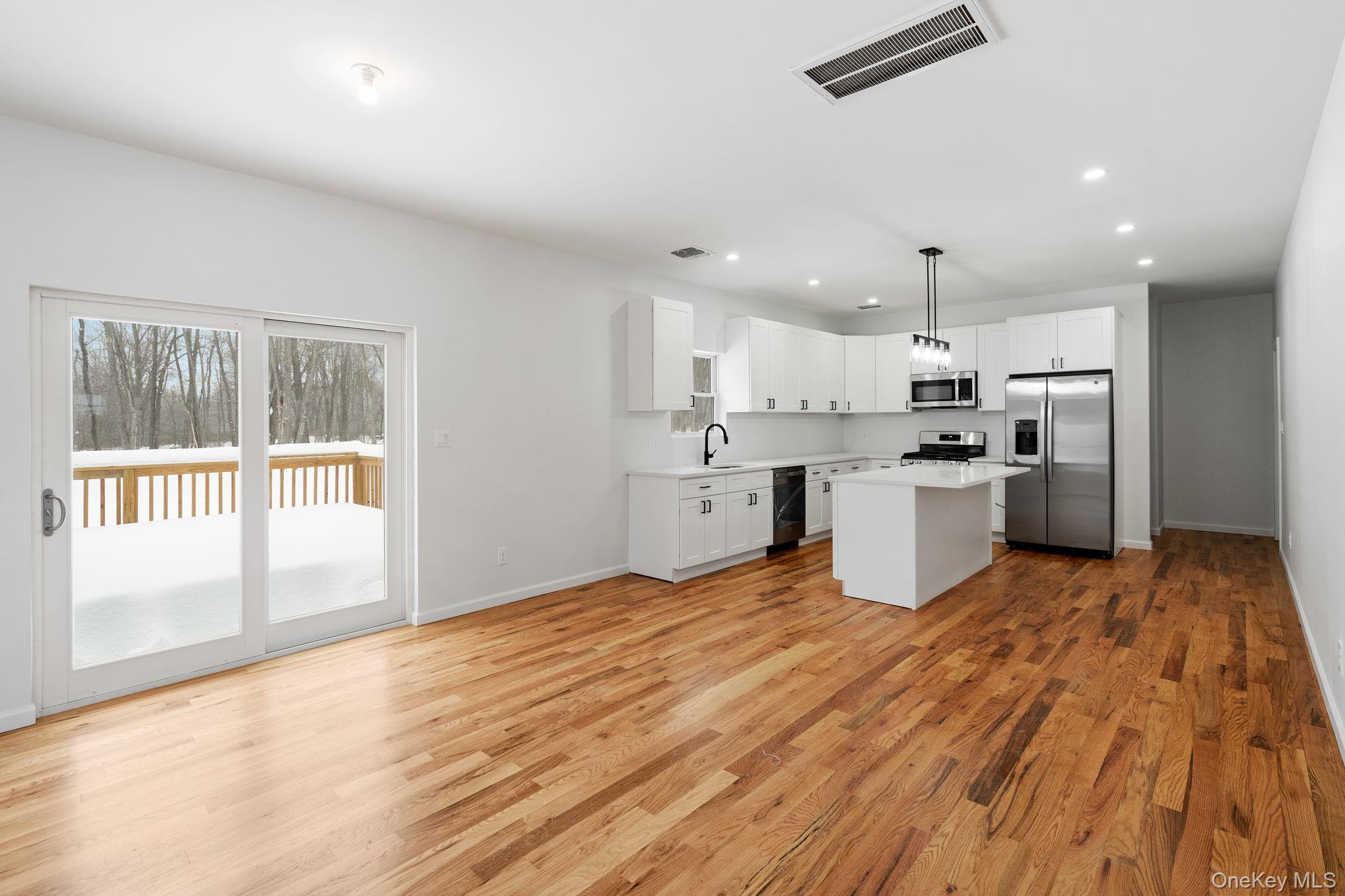 30 Northern Avenue Property Photo 3