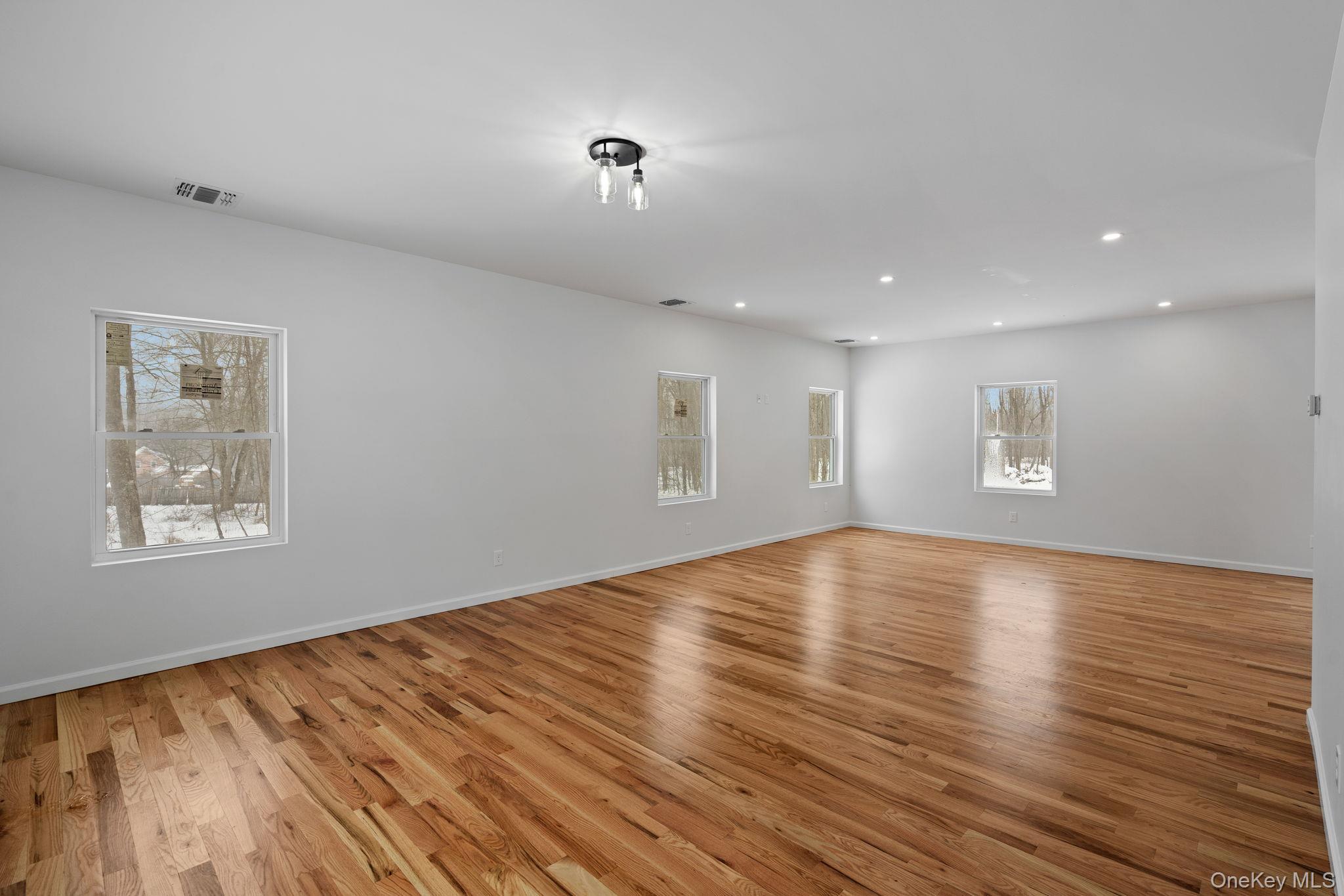 30 Northern Avenue Property Photo 9
