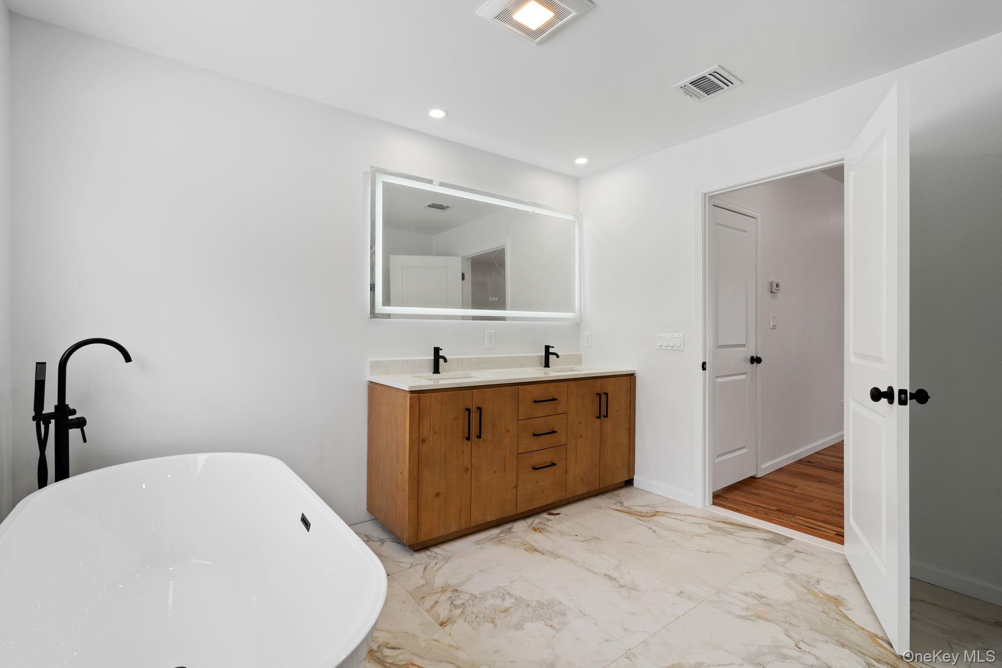 30 Northern Avenue Property Photo 22
