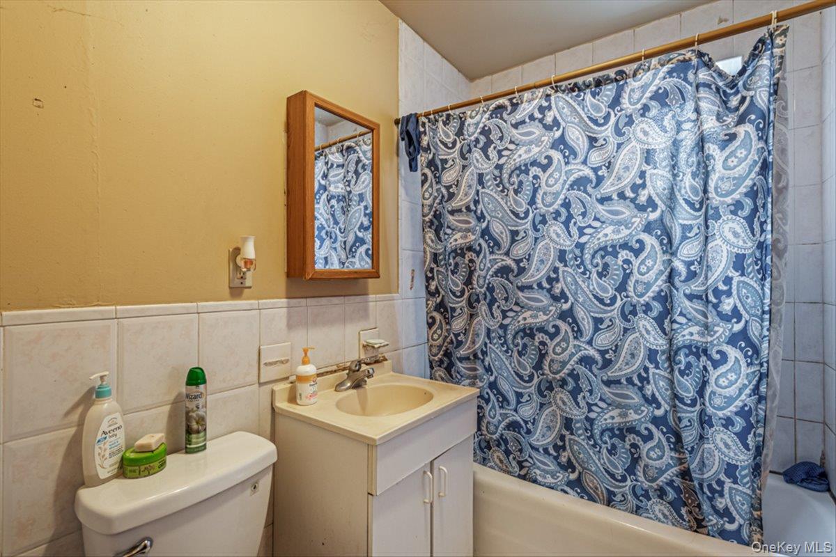 1715 Saint Peters Avenue Property Photo 19