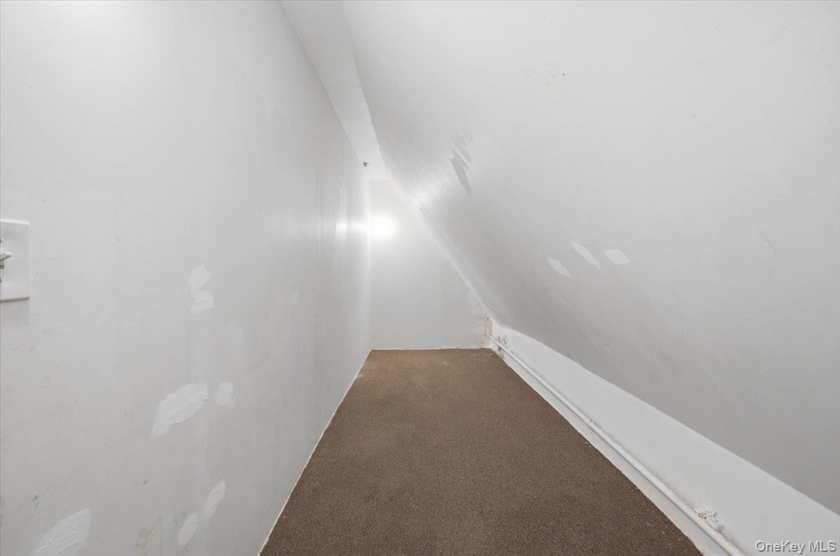 233 S 5th Avenue Property Photo 17