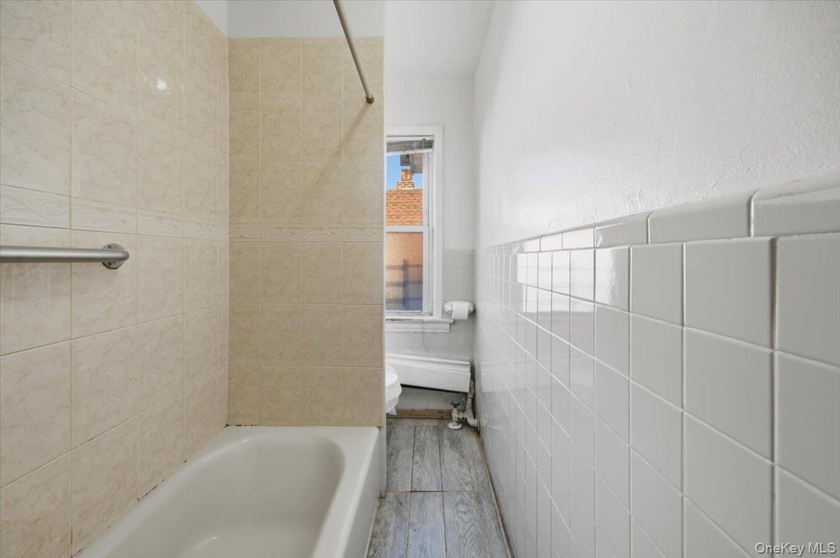 233 S 5th Avenue Property Photo 25