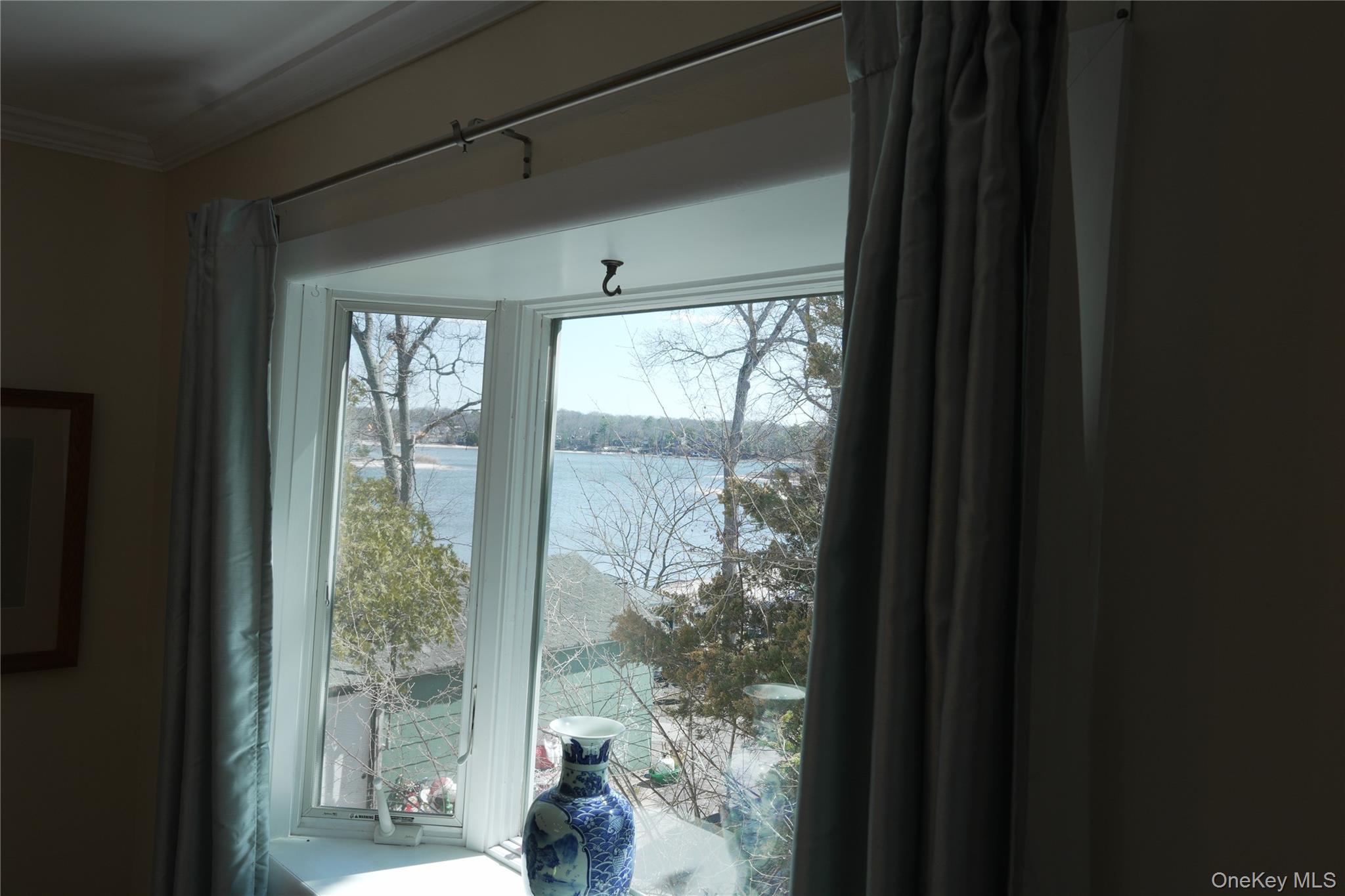 215 Lakeside Trail Property Photo 6