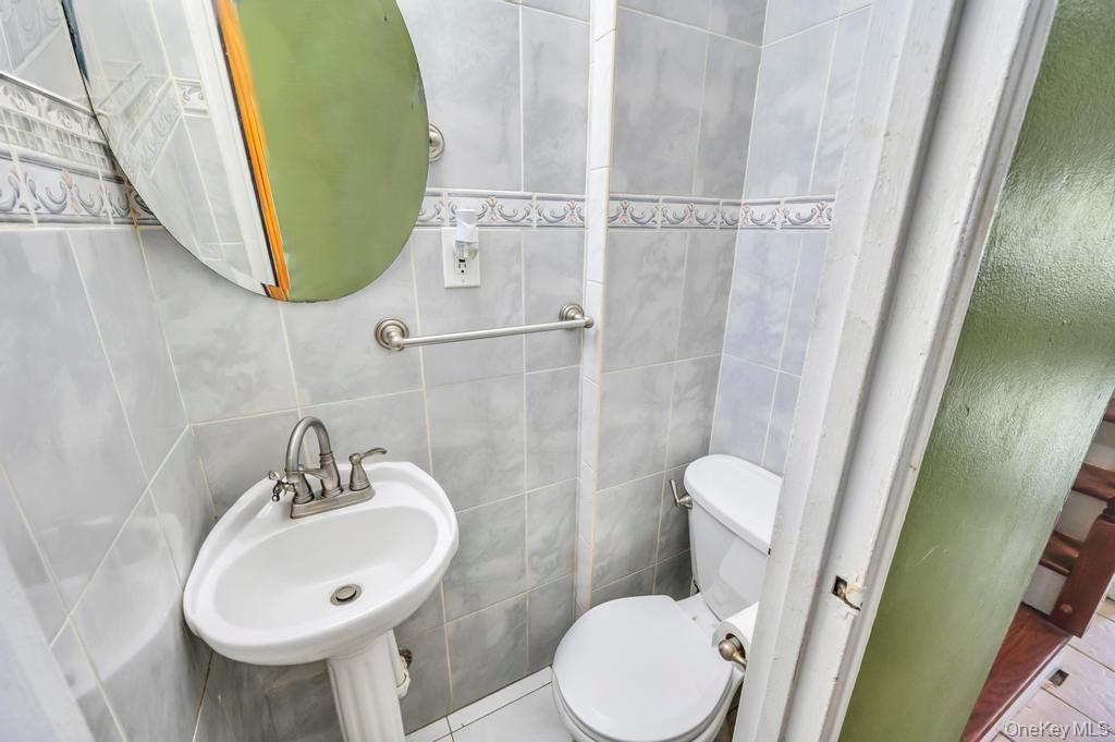1034 Hendrix Street Property Photo 26