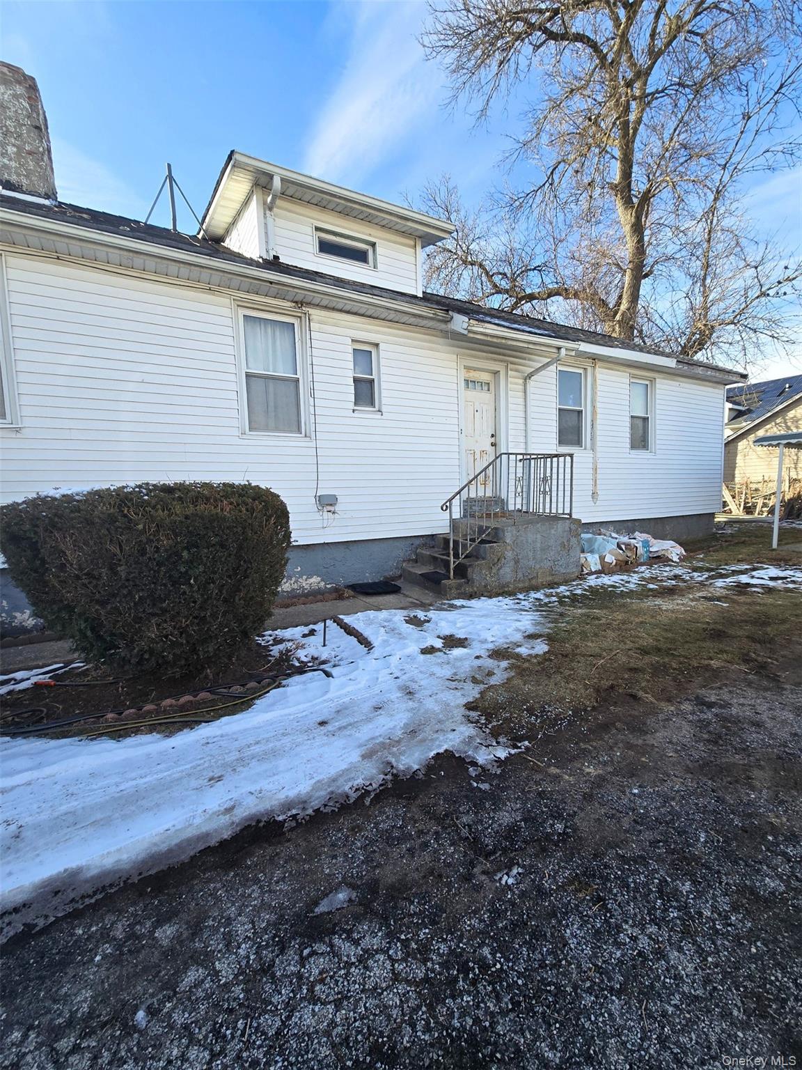 27 Midwood Street Property Photo 5