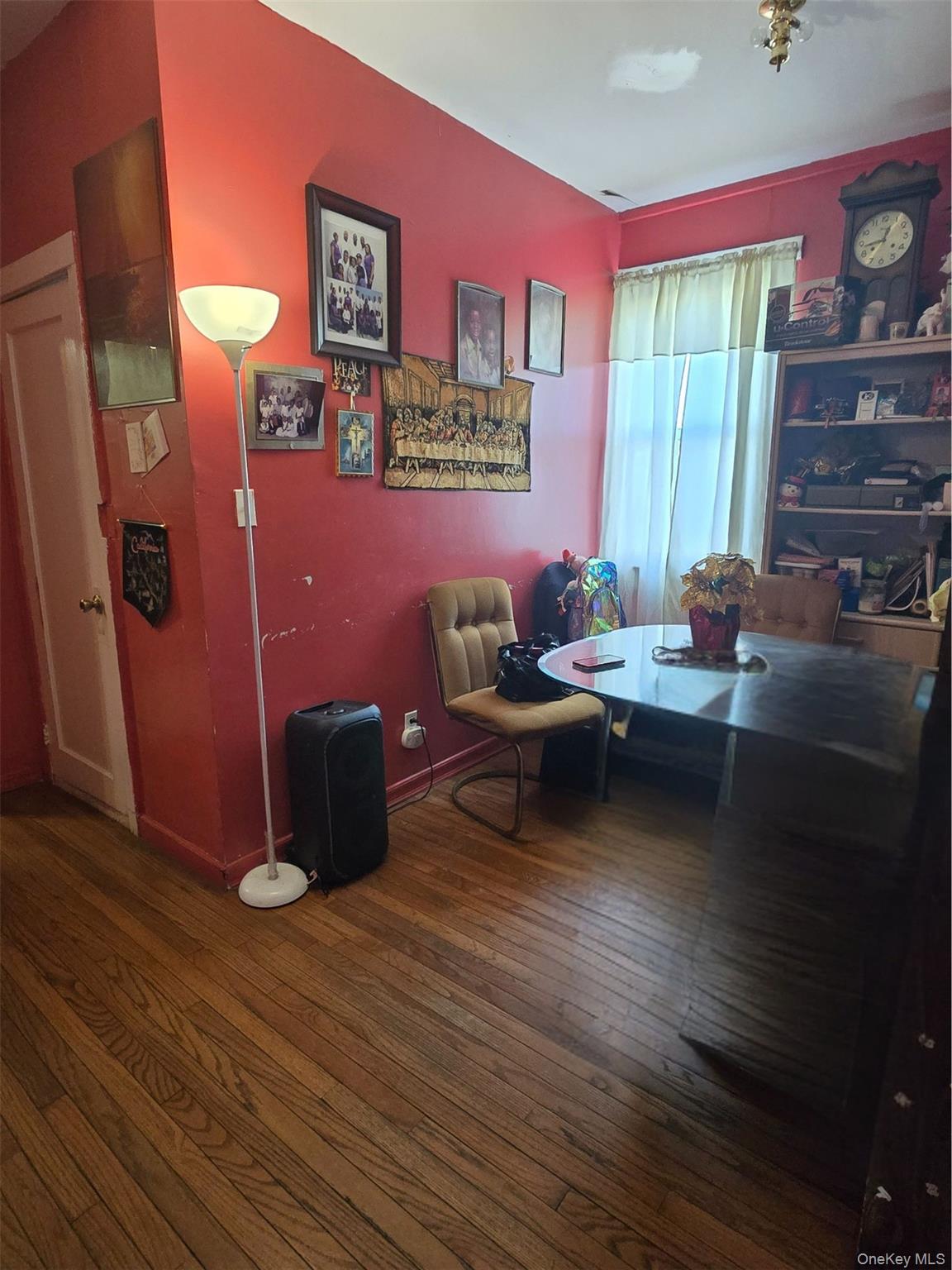 27 Midwood Street Property Photo 10