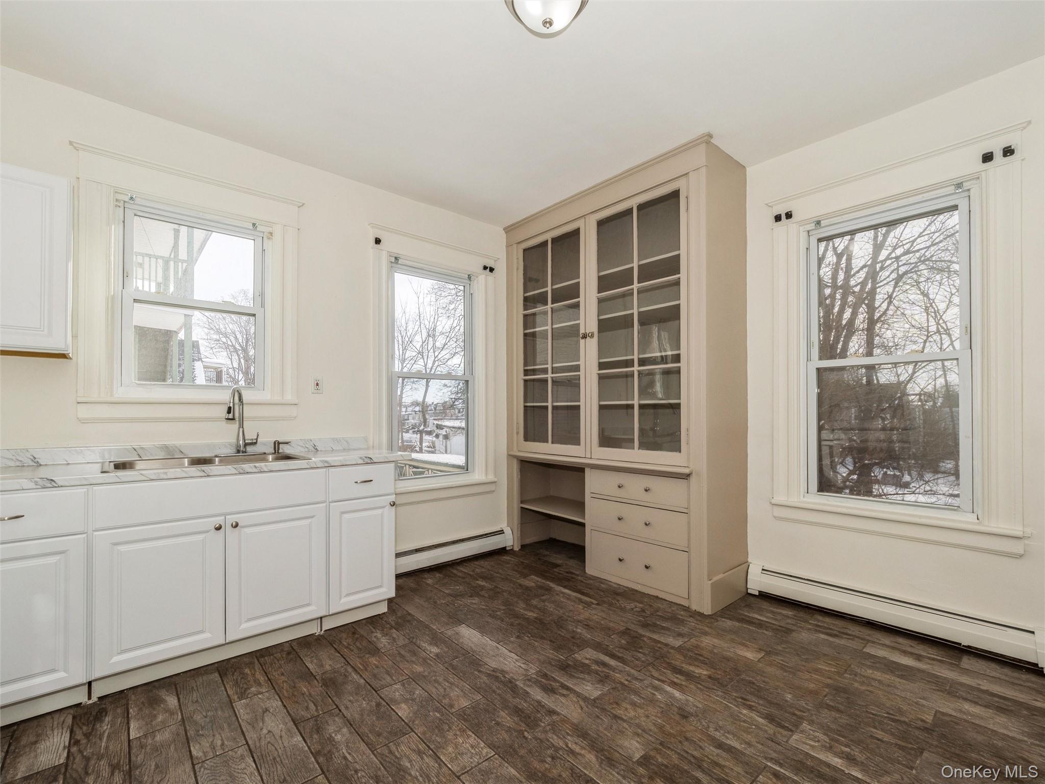 236 Mansion Street 2 Property Photo 5