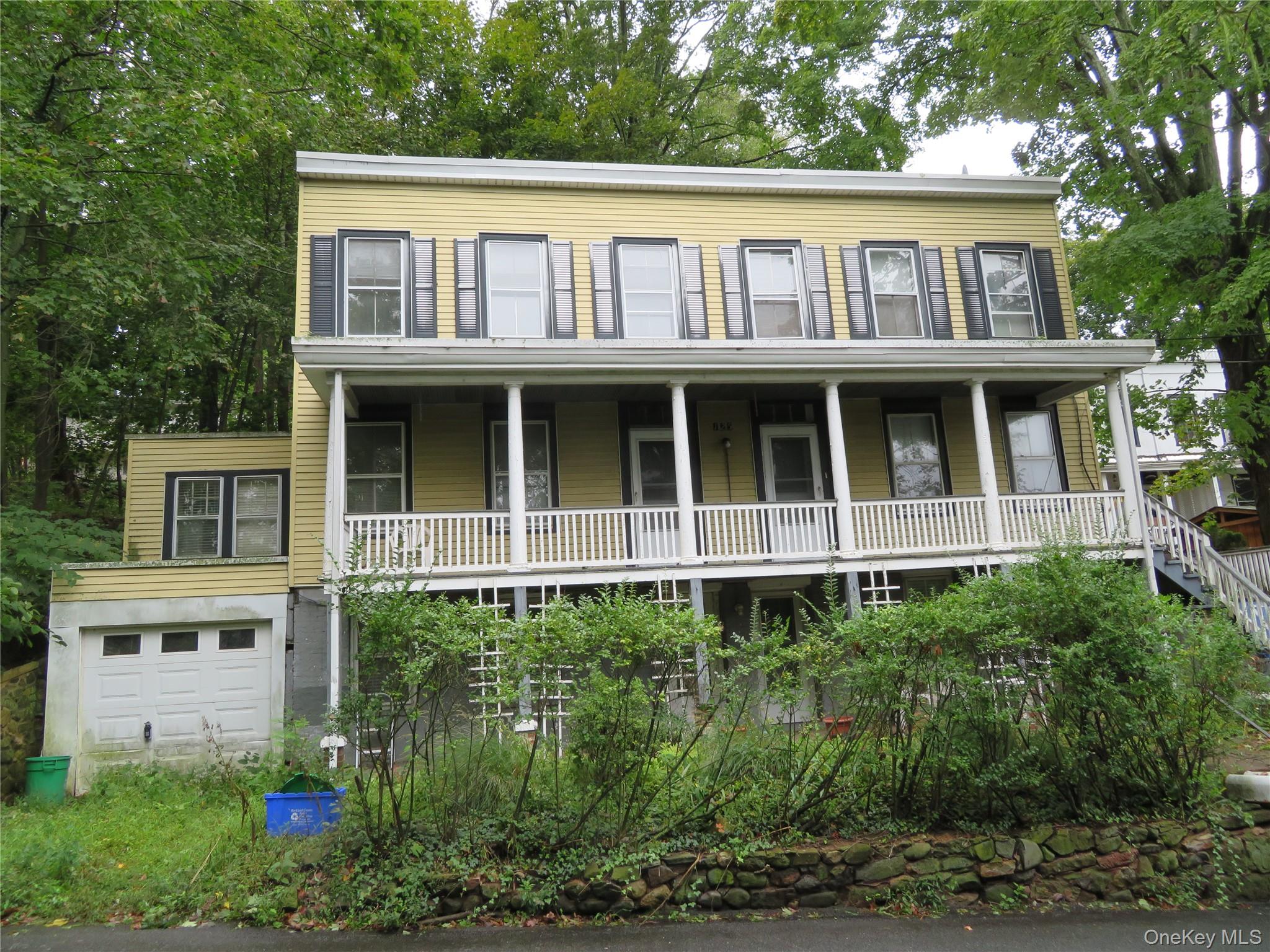 125 Hudson Terrace Property Photo 1