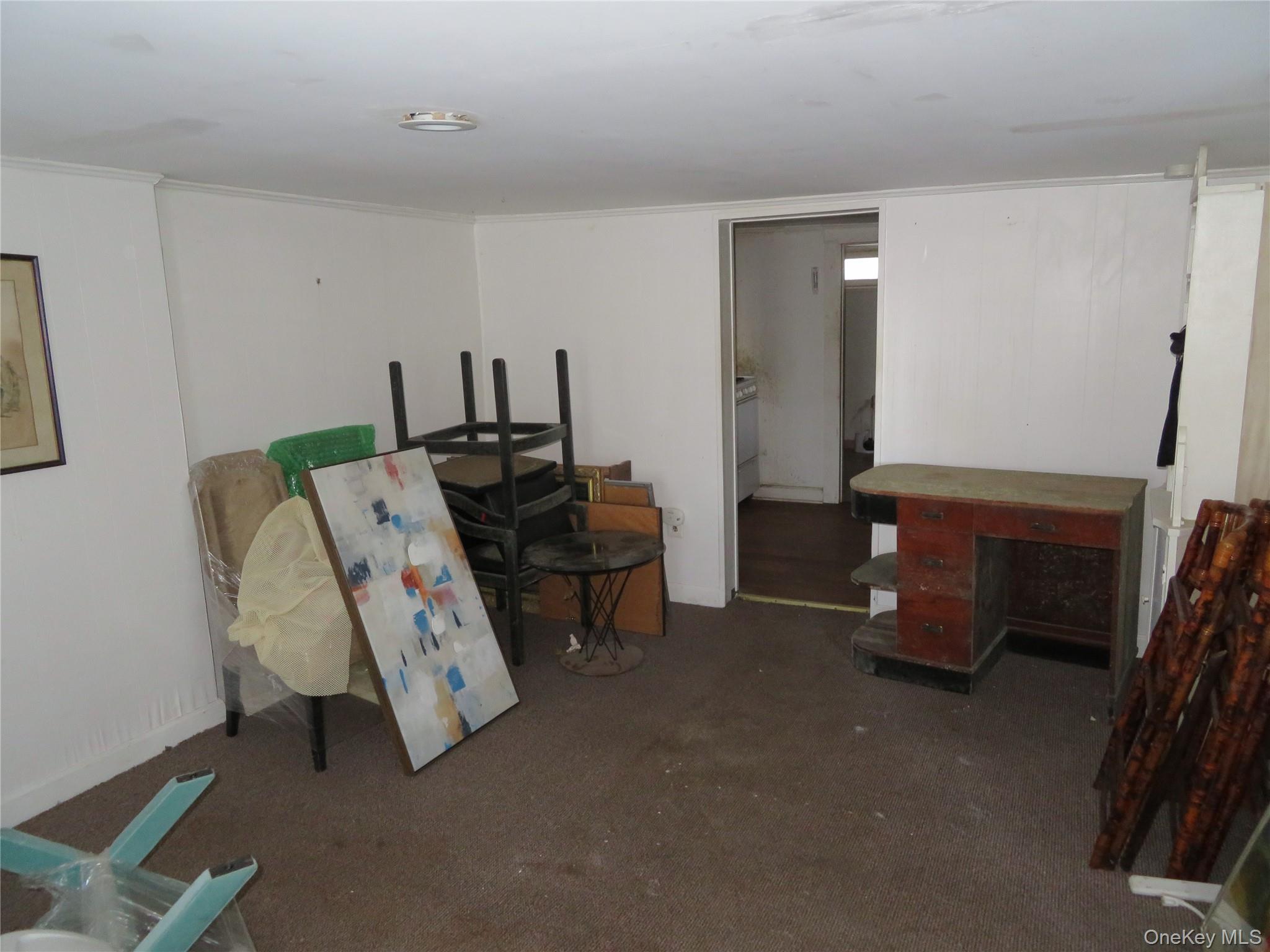125 Hudson Terrace Property Photo 3