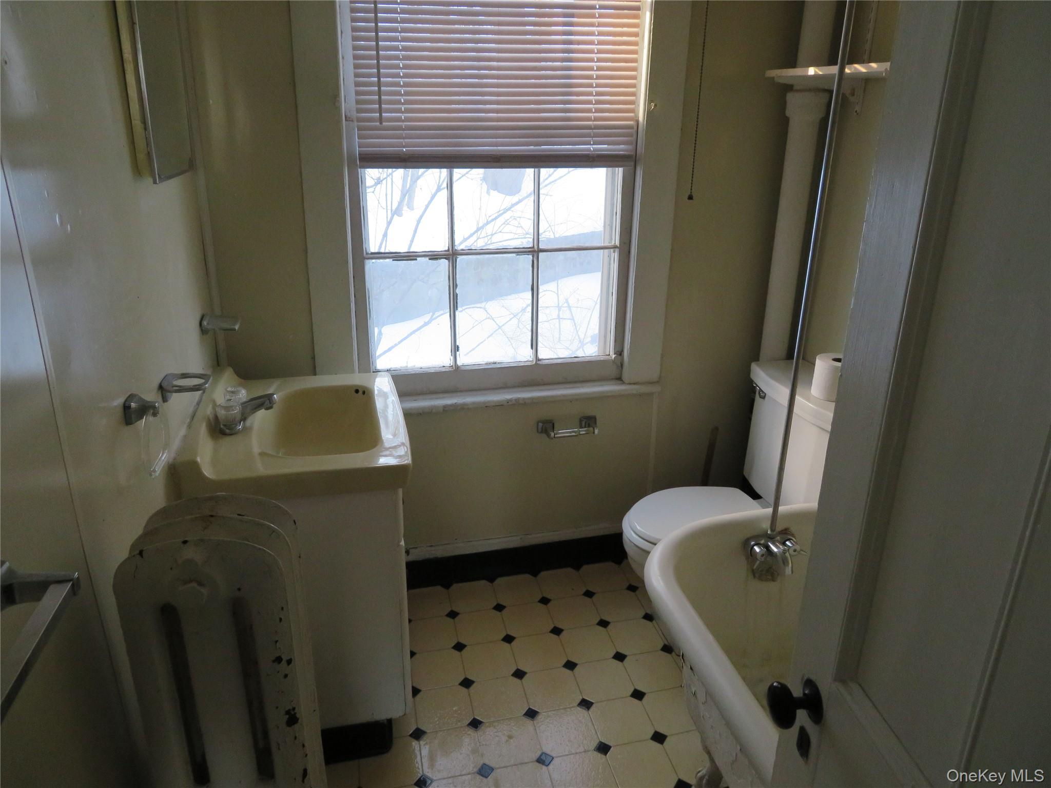 125 Hudson Terrace Property Photo 15
