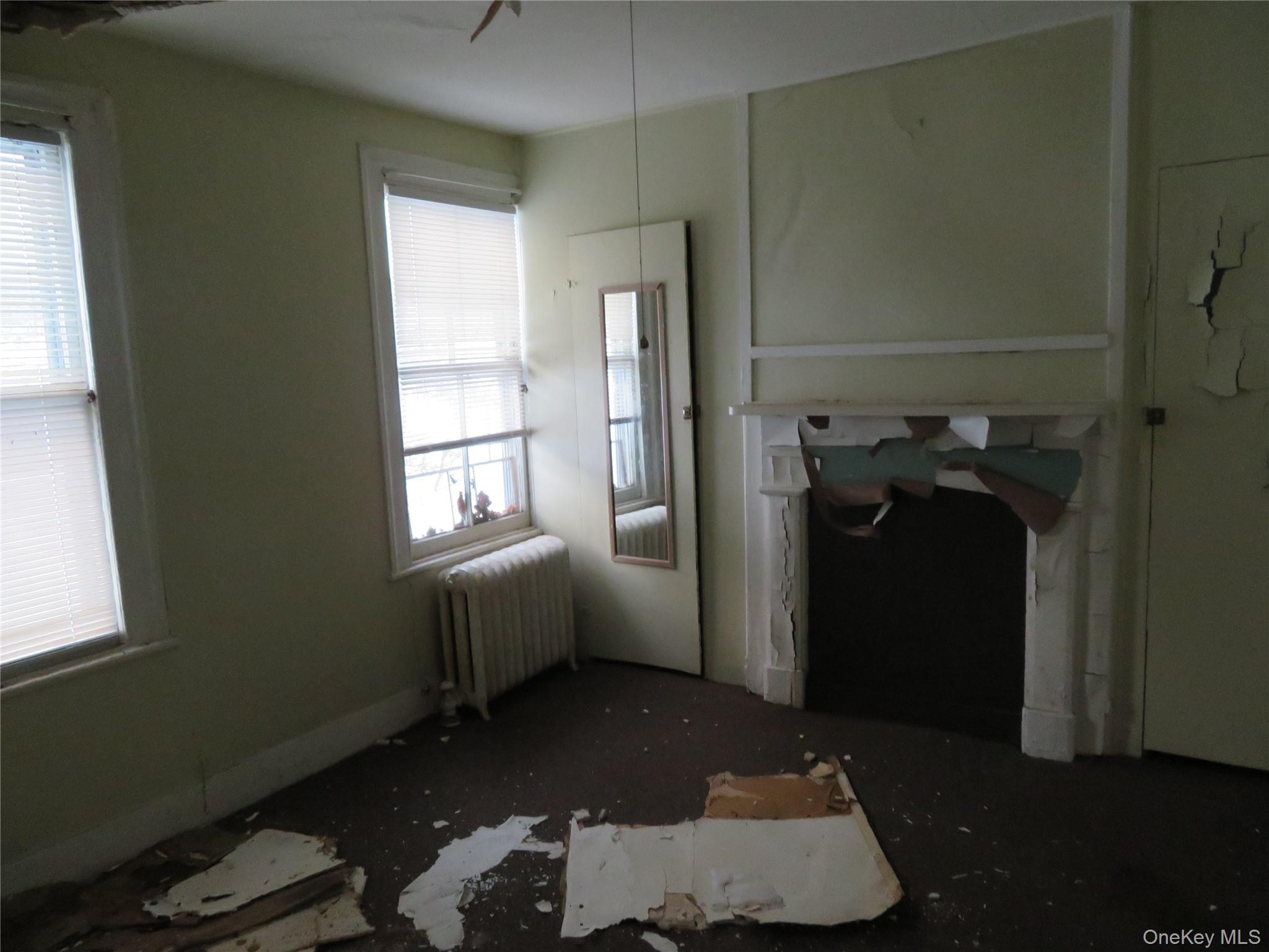 125 Hudson Terrace Property Photo 18