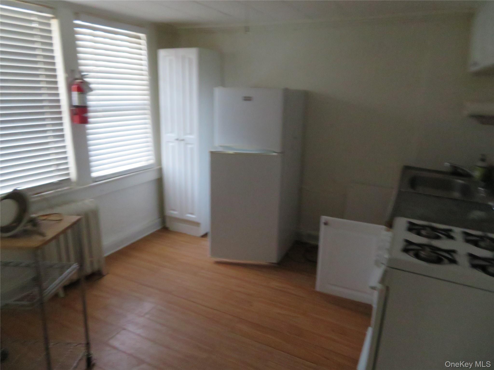 125 Hudson Terrace Property Photo 24